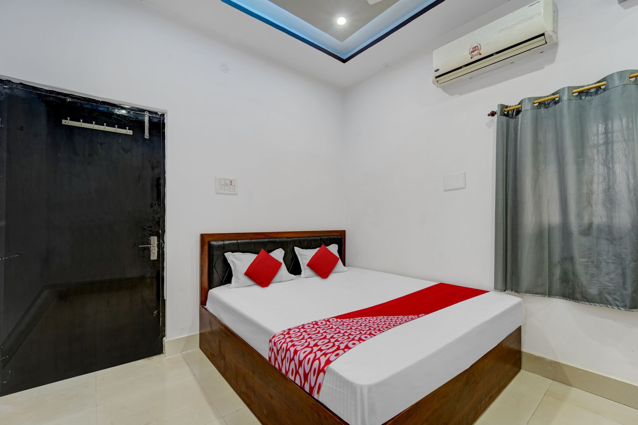 Hotel O by OYO Dev Laxmi Palace Hotel & Banquet Classic 4