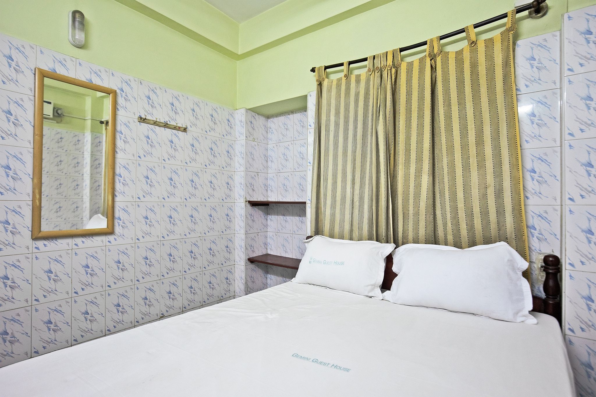 OYO Flagship 41757 Gemini Guest House Classic 11