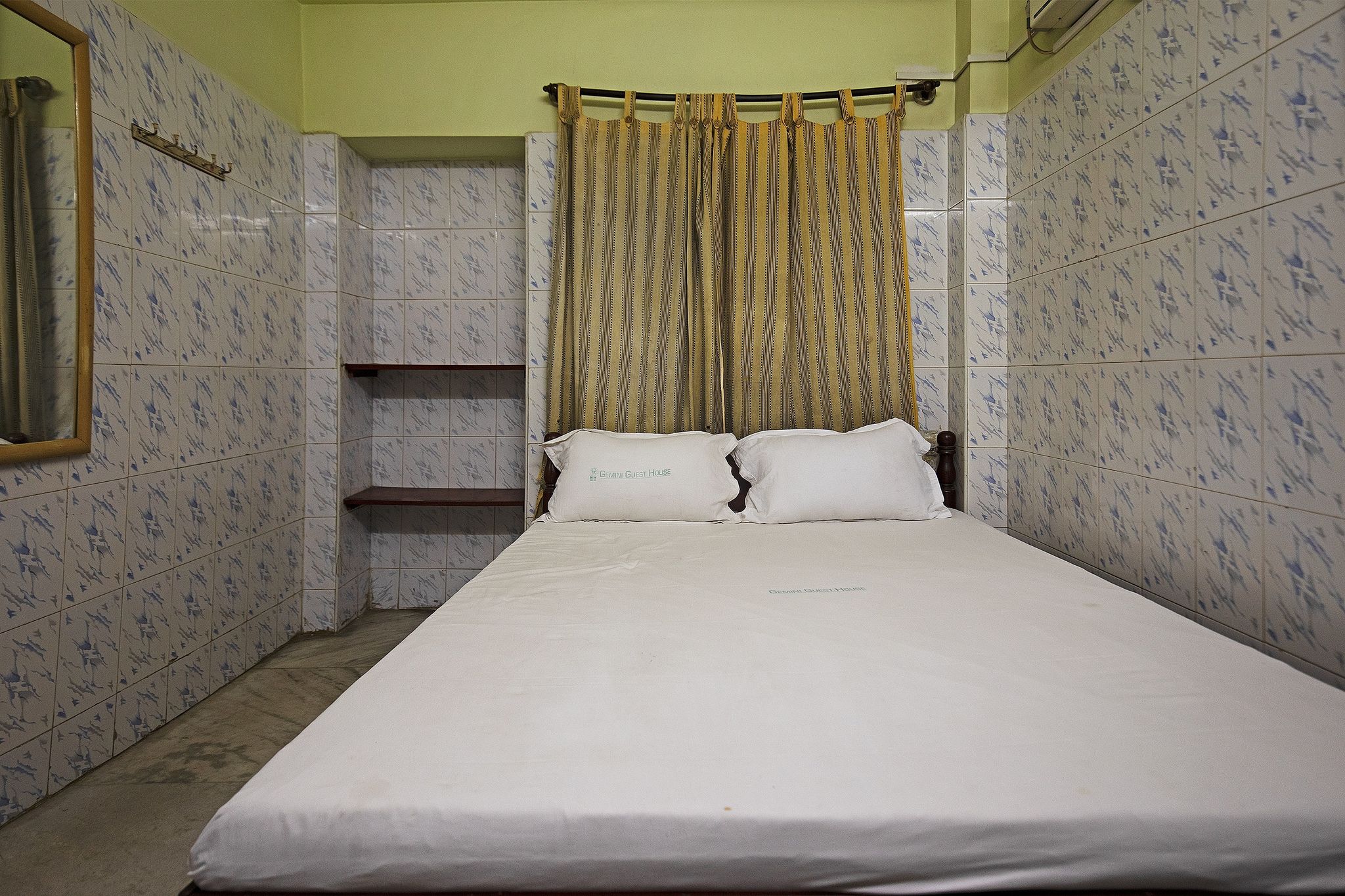 OYO Flagship 41757 Gemini Guest House Classic 12