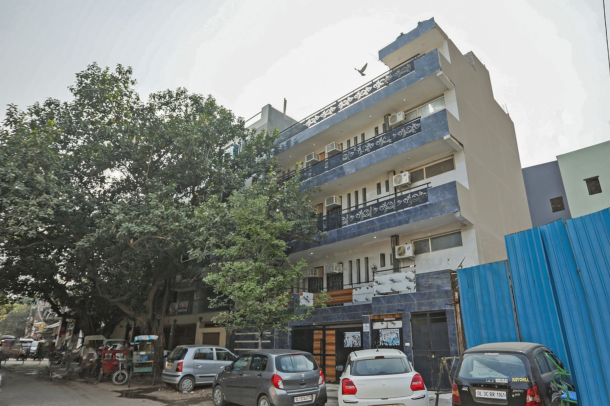Main Image