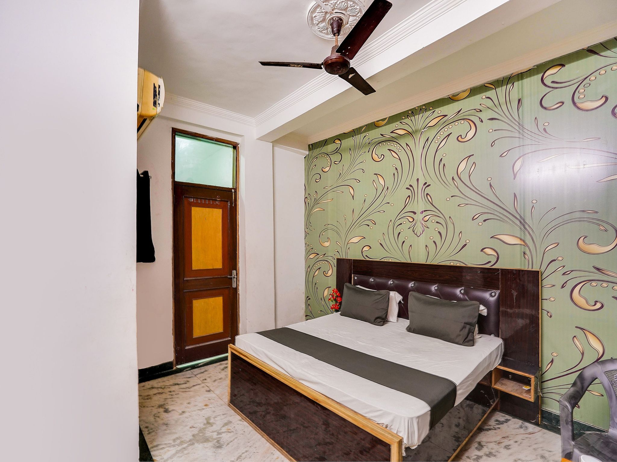 Hotel Stay Residency near Fortis Hospital Classic 6