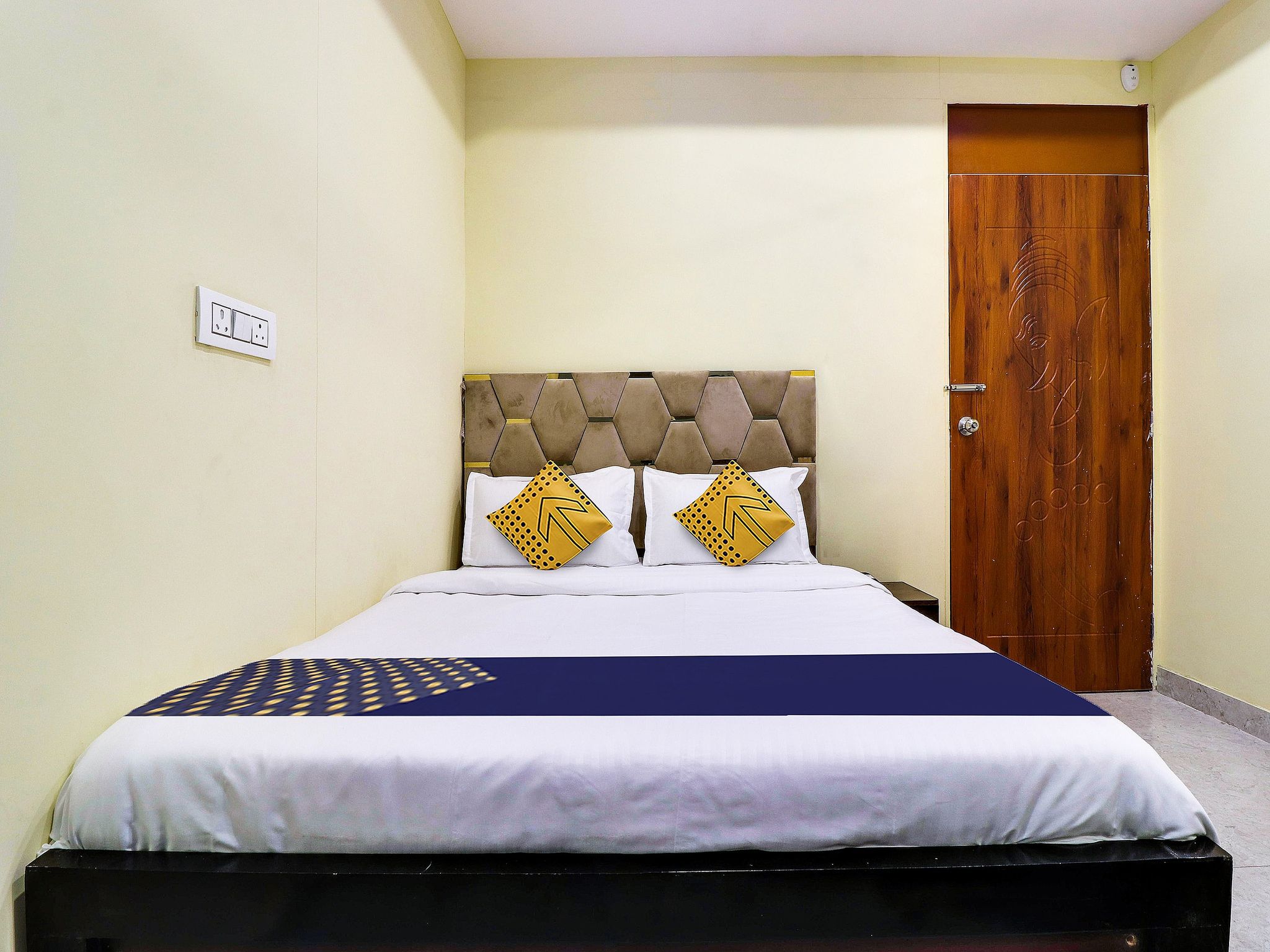 Hotel O Mayur Guest House Classic 9