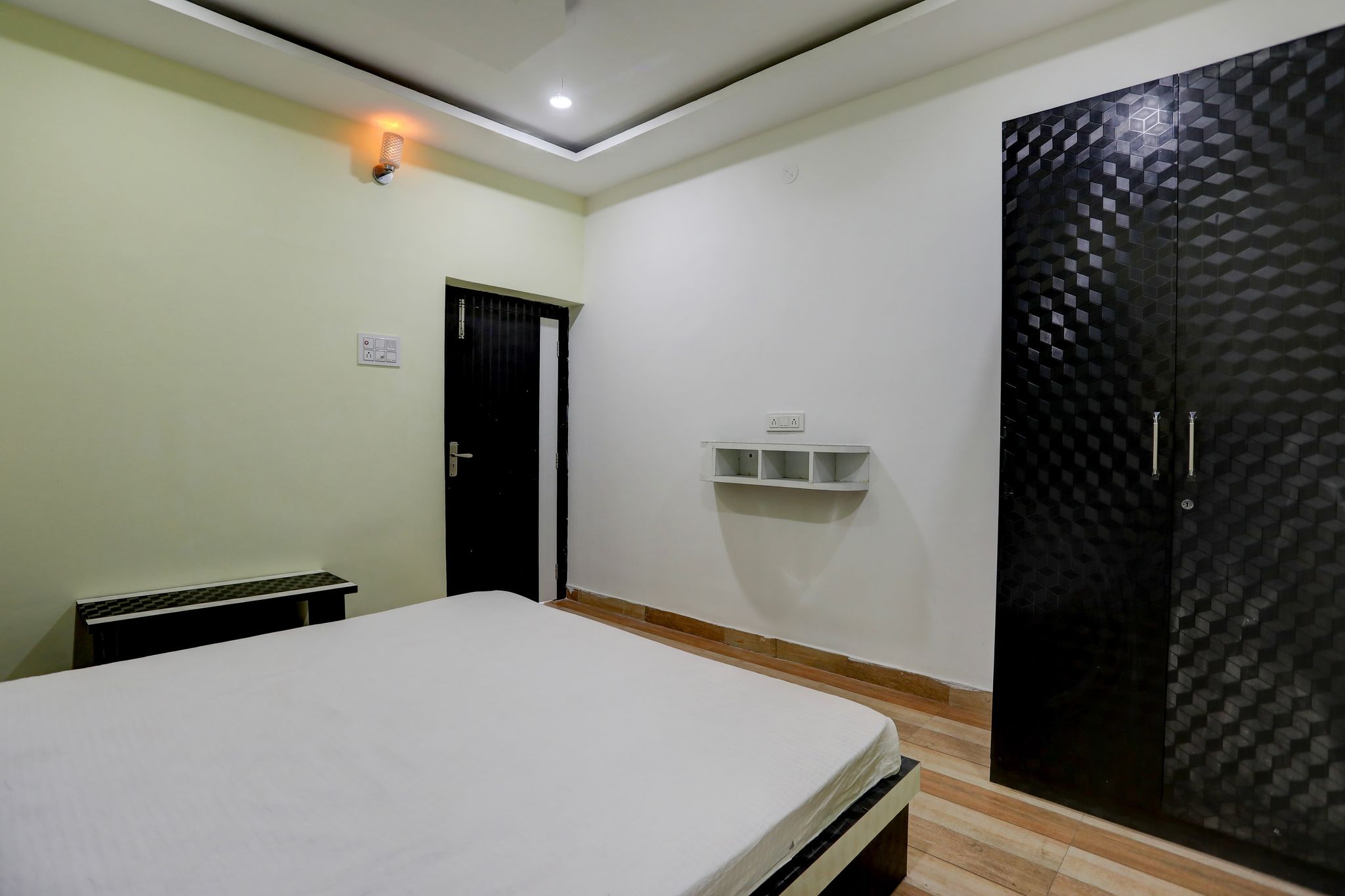 Super Hotel O by OYO The Nirvana Resorts Classic 8