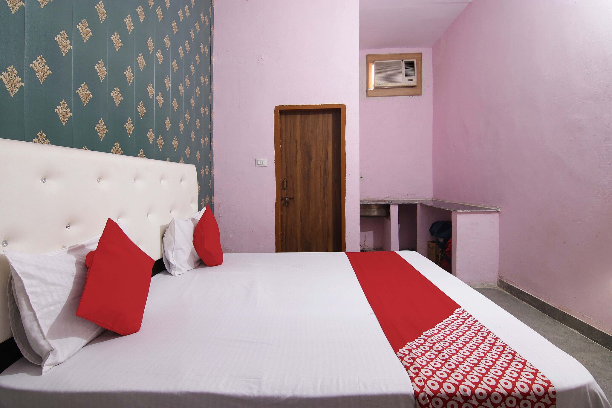 Hotel O by OYO Royal Place Classic 9