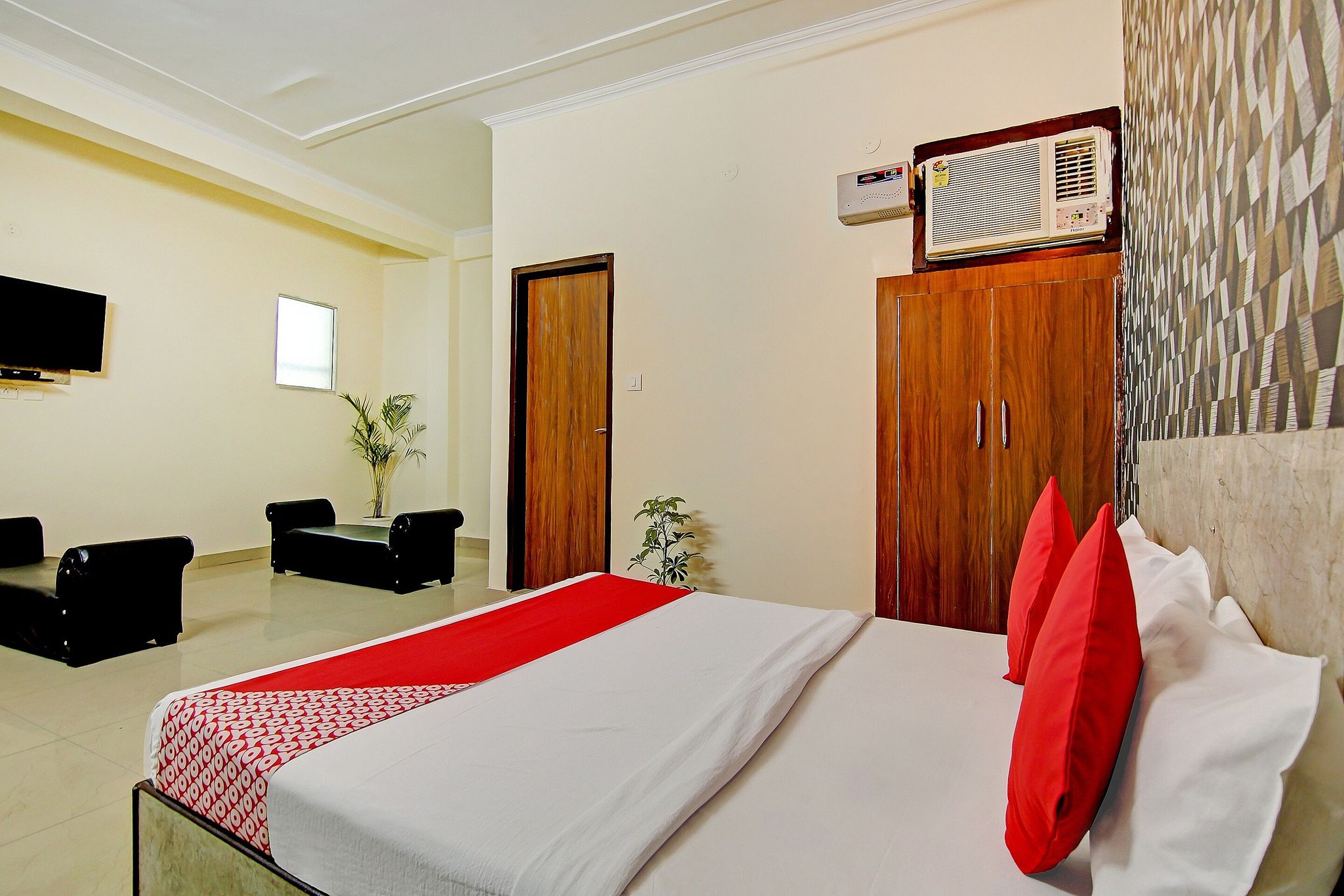 Hotel O SKY INN Classic 7