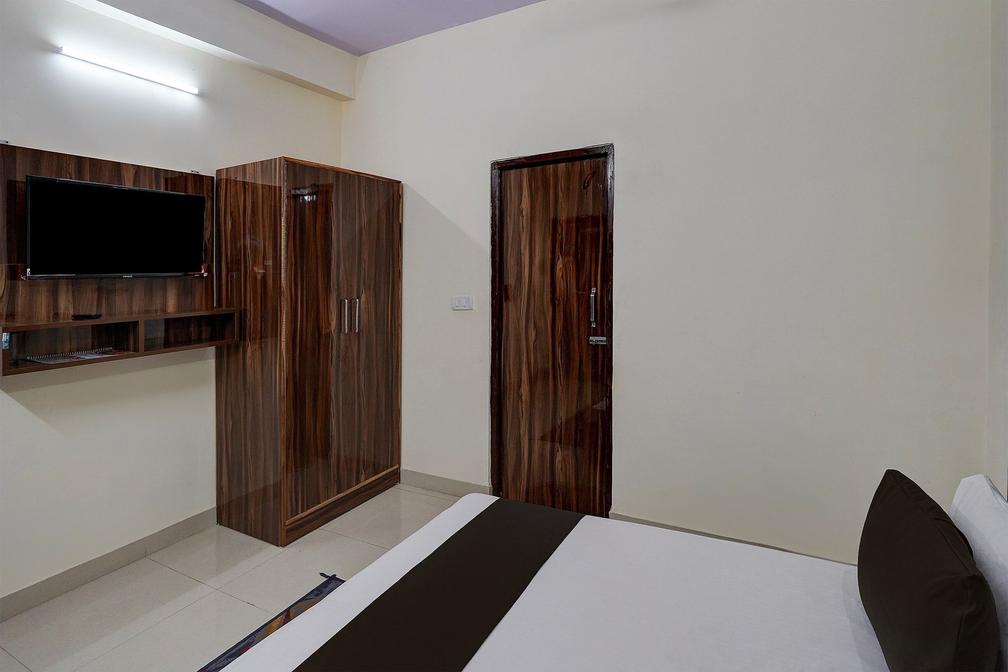 Hotel O Rohan Guest house Classic 13