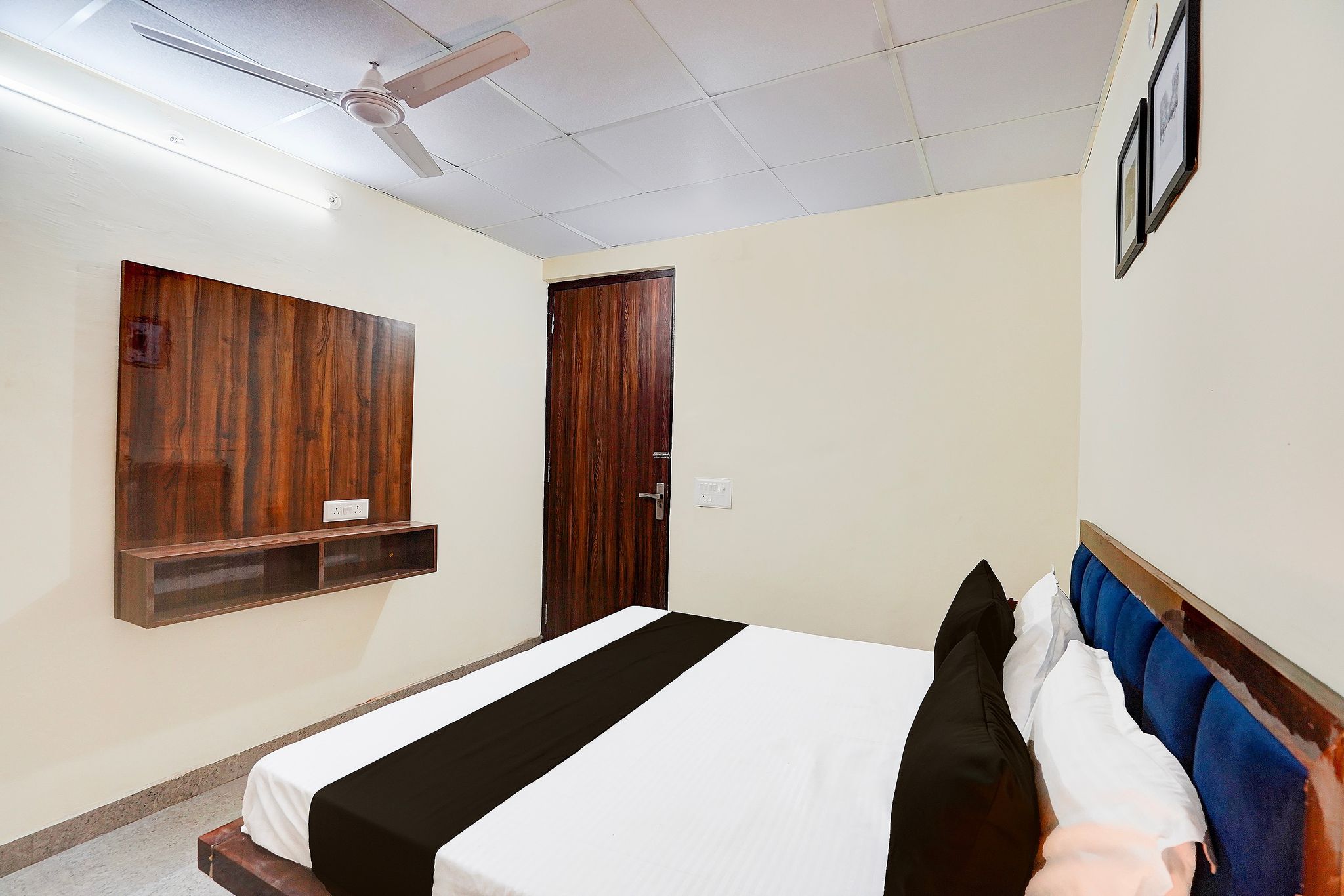 Hotel O Crystal Inn Classic 5