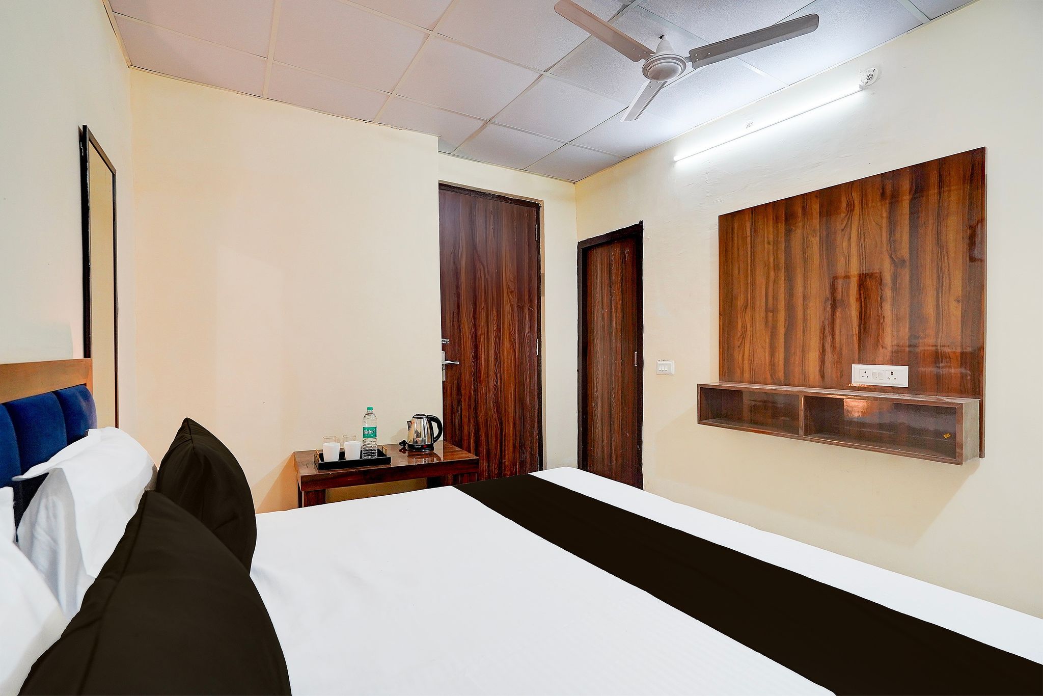 Hotel O Crystal Inn Classic 10