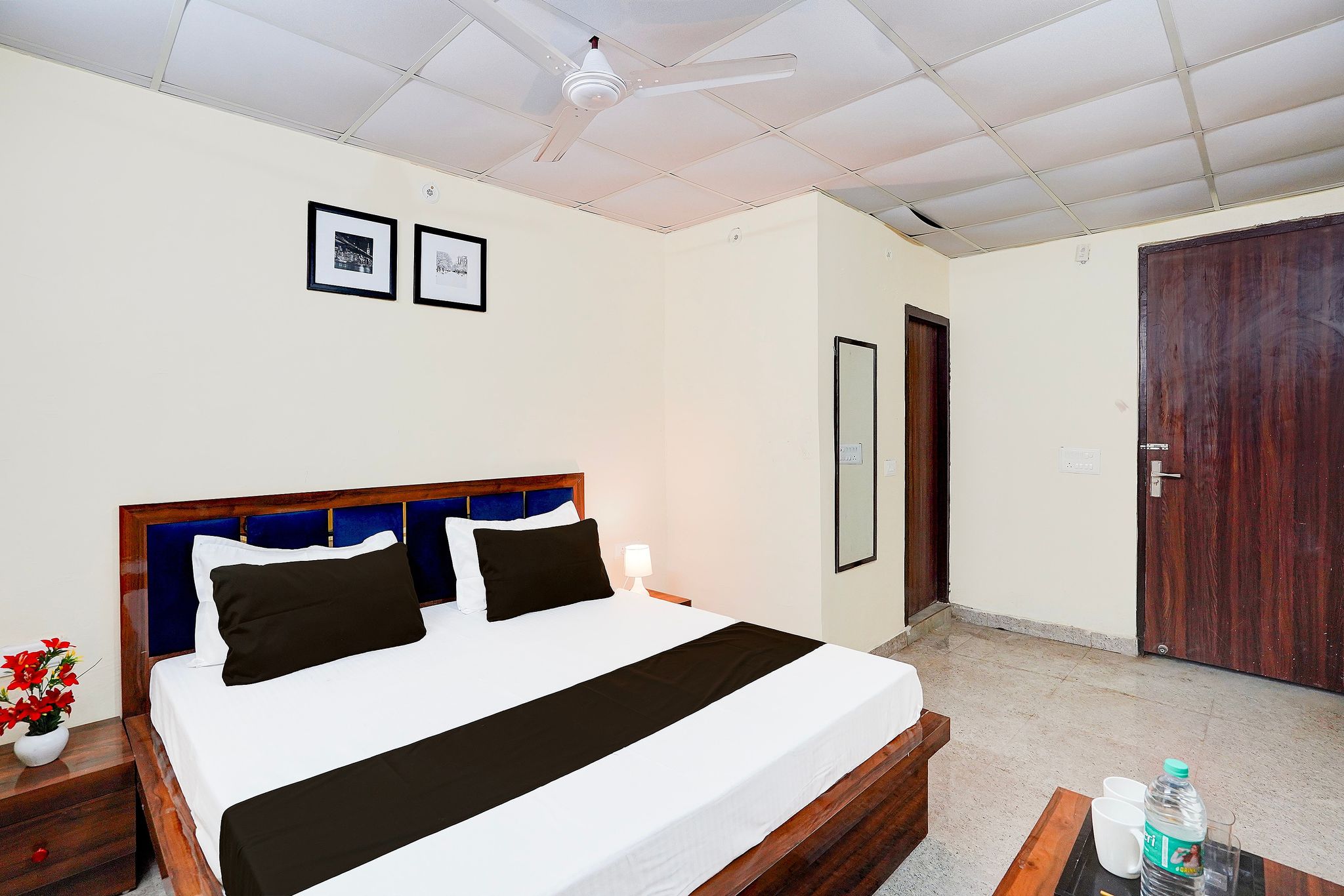 Hotel O Crystal Inn Classic 4