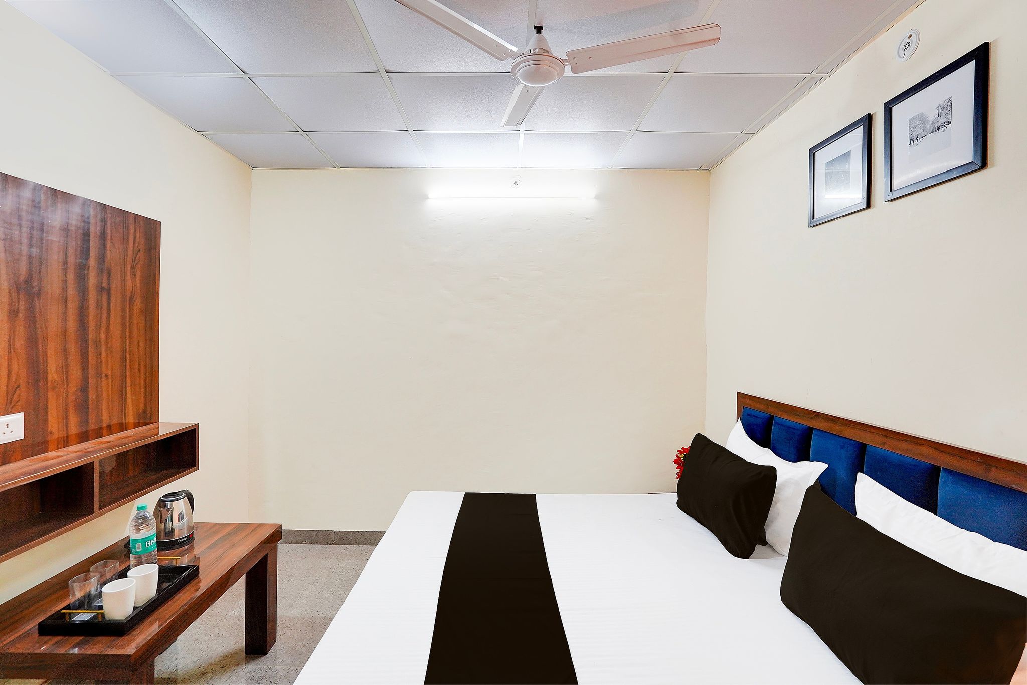 Hotel O Crystal Inn Classic 16