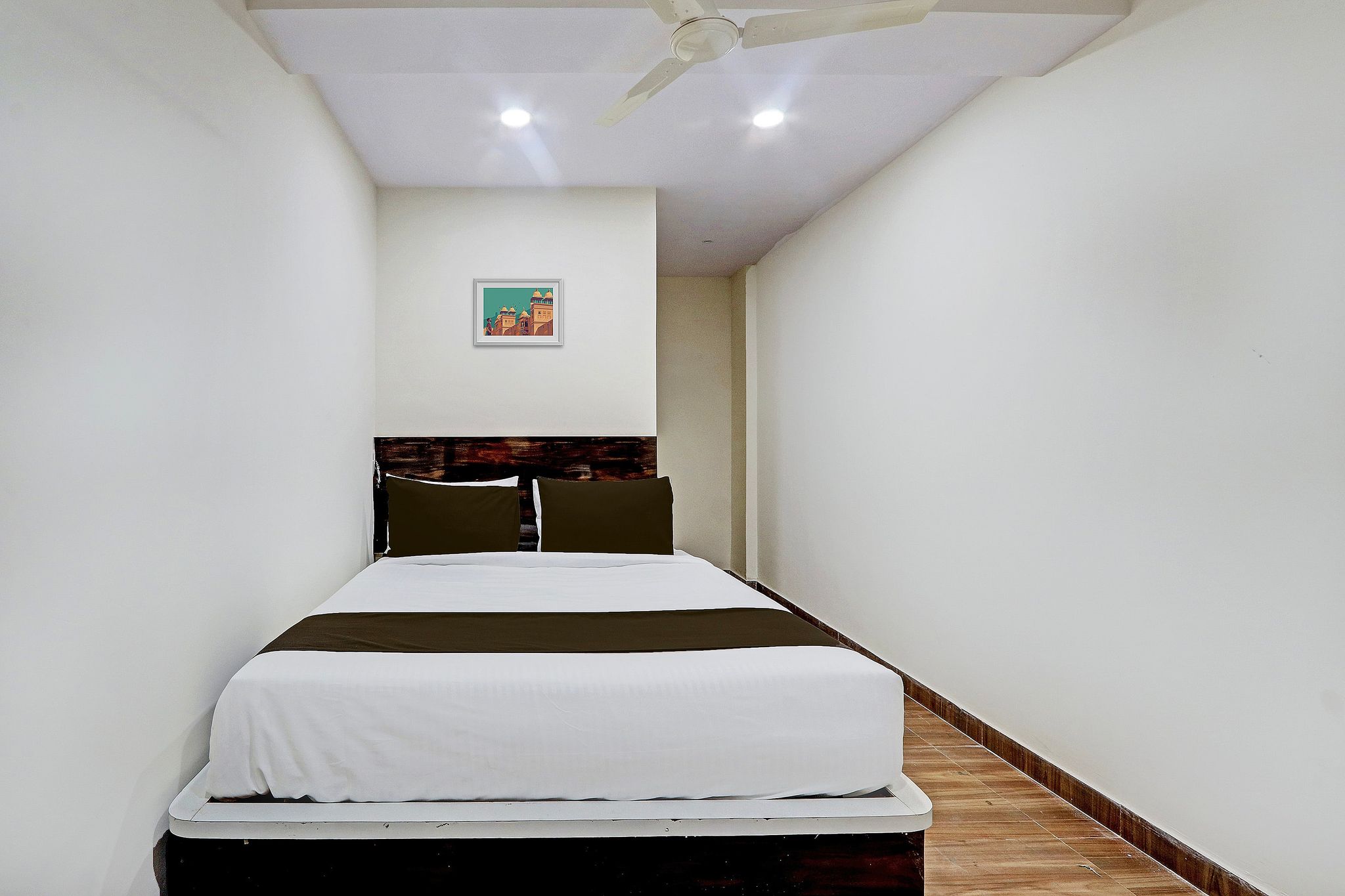 Super Hotel O RB @ KOMPALLY Classic 13