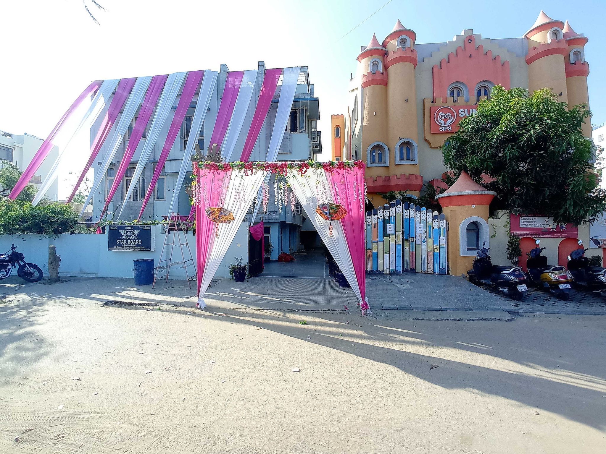 Hotel O Star Board