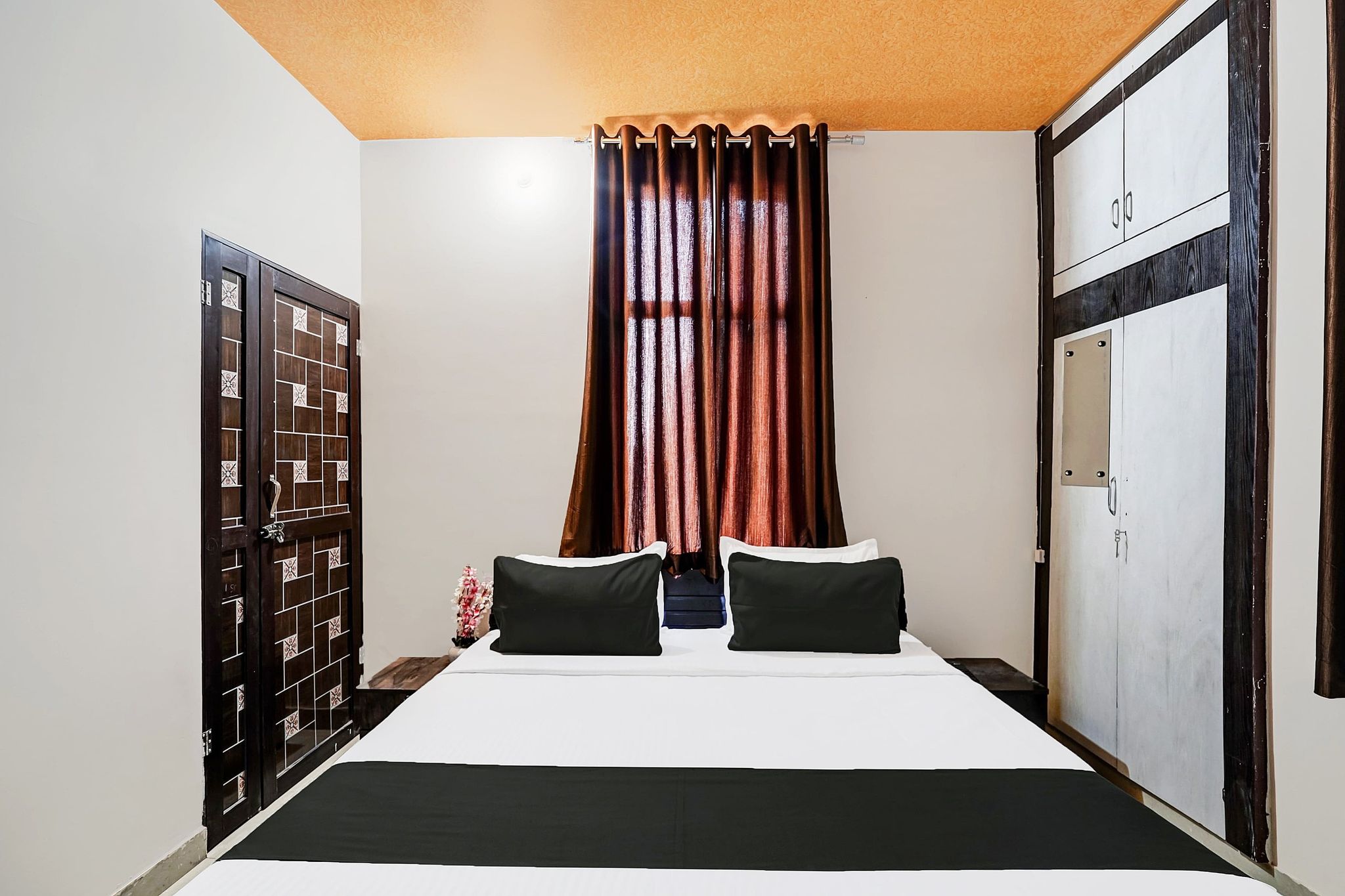 Hotel O Rudra palace Classic 9