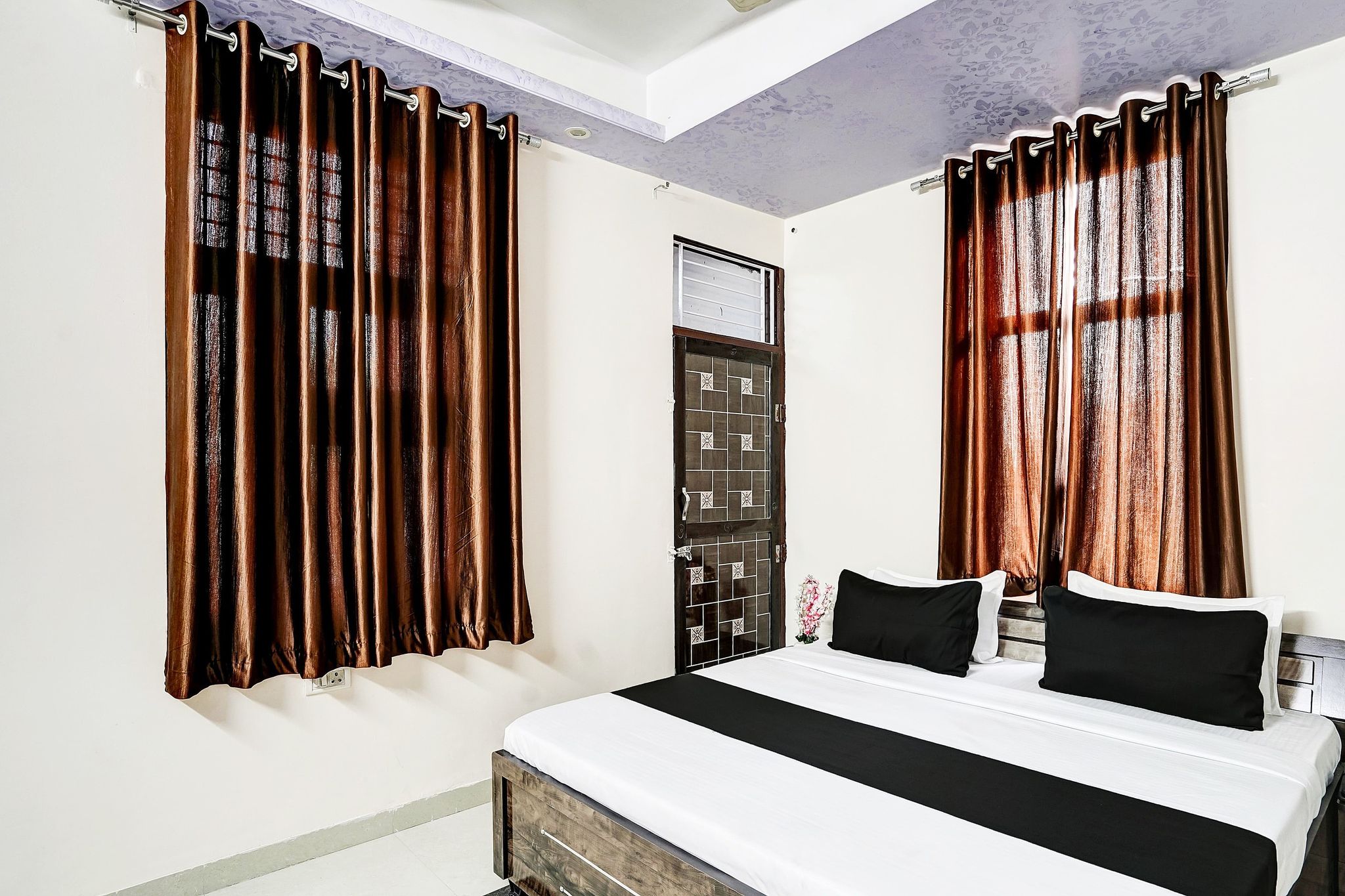 Hotel O Rudra palace Classic 5