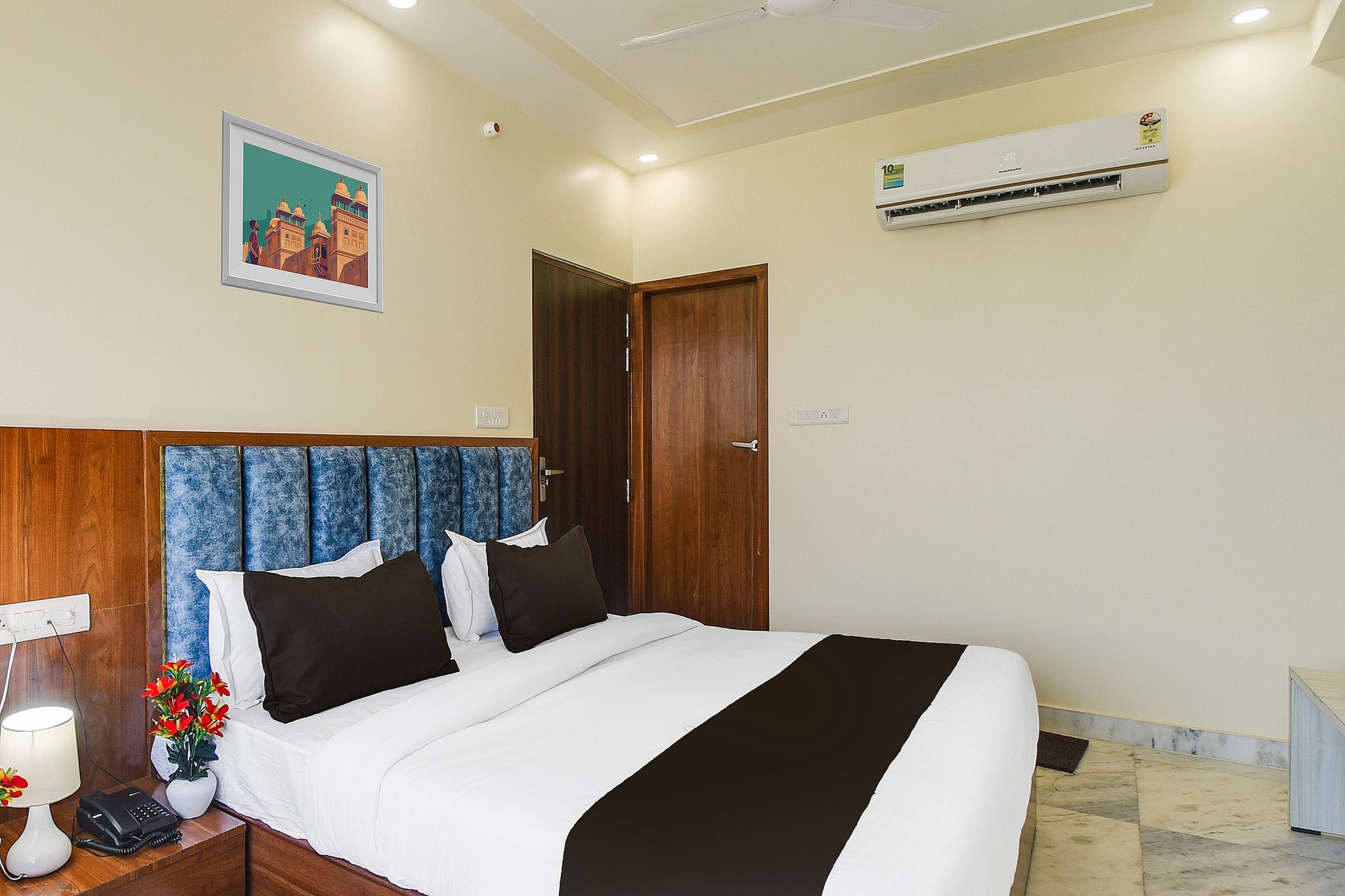 Hotel O Sunshine