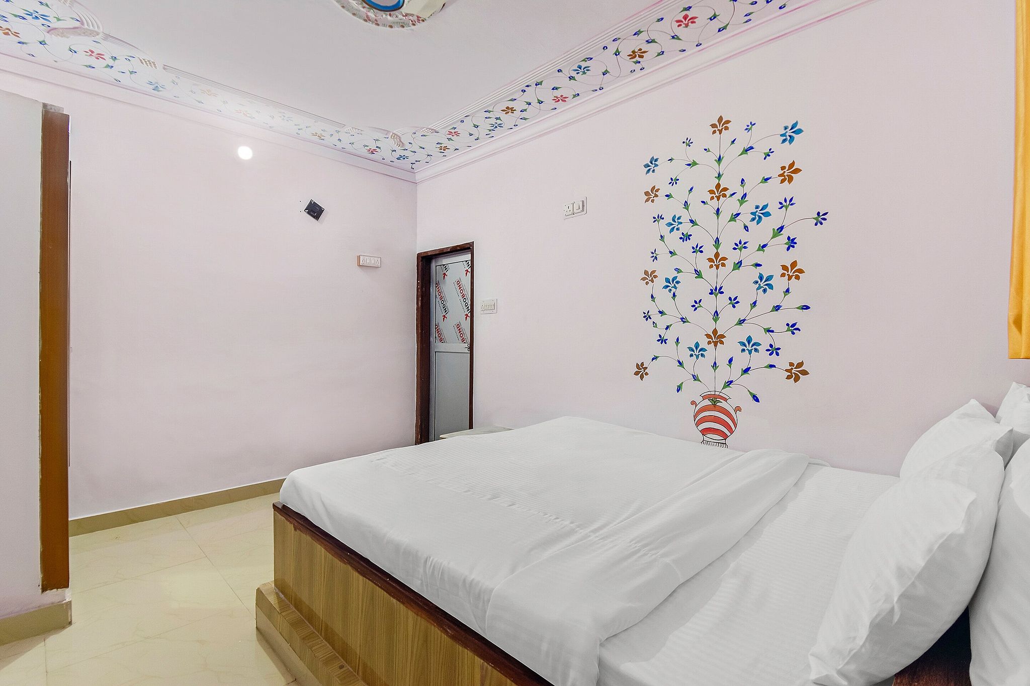 OYO Hotel Star Guest House Classic 5