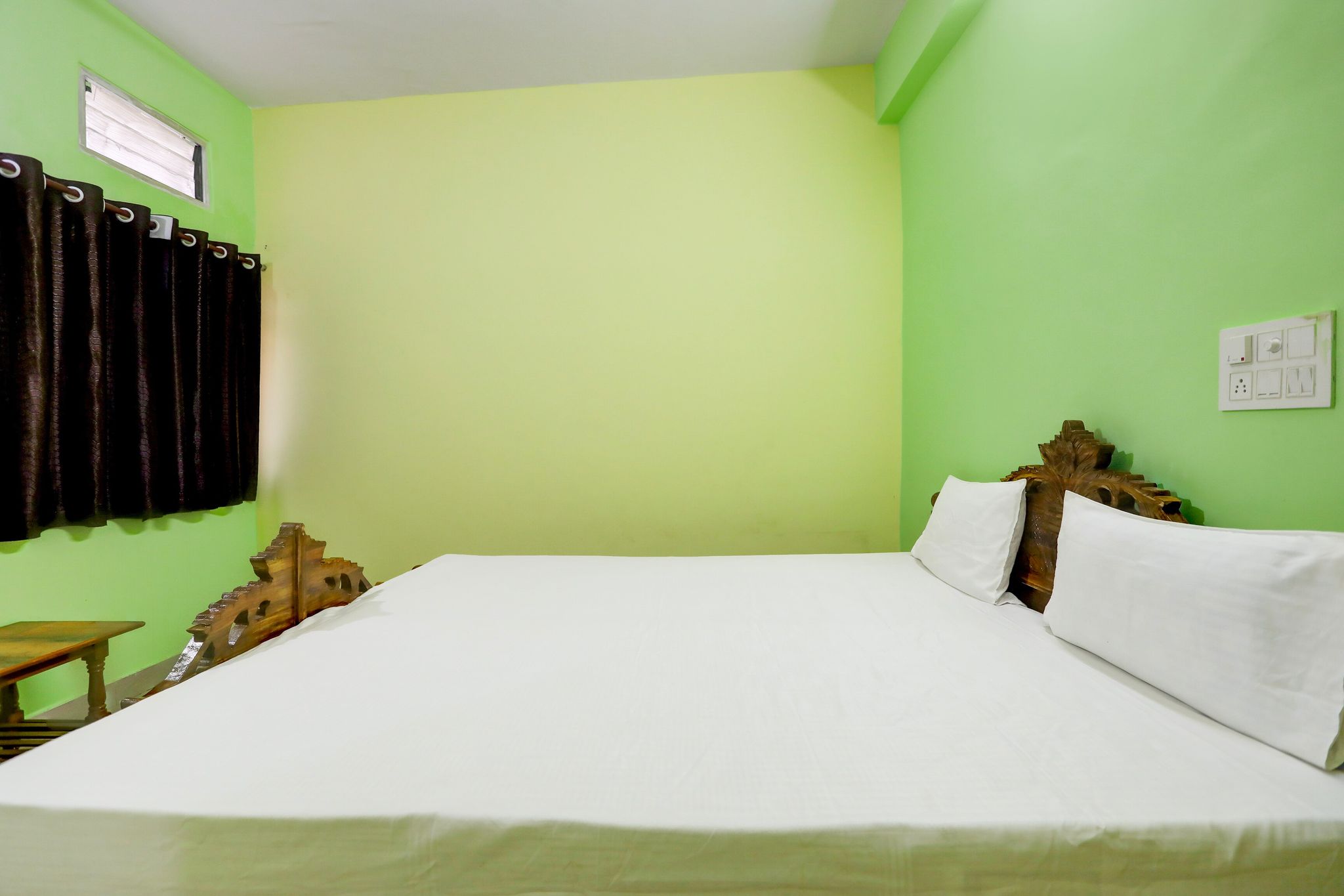 Hotel O Holiday Hotel Classic 7