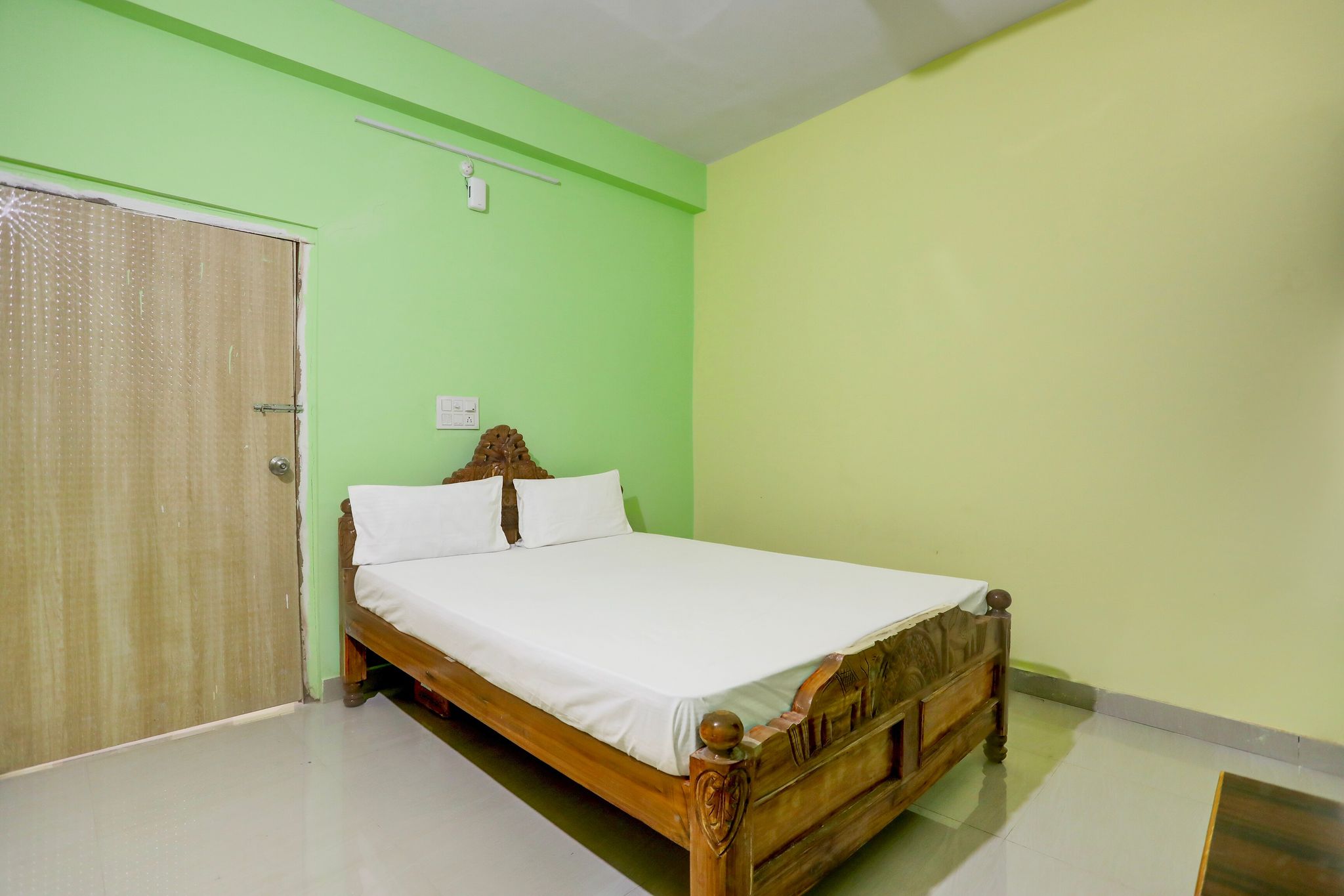 Hotel O Holiday Hotel Classic 10