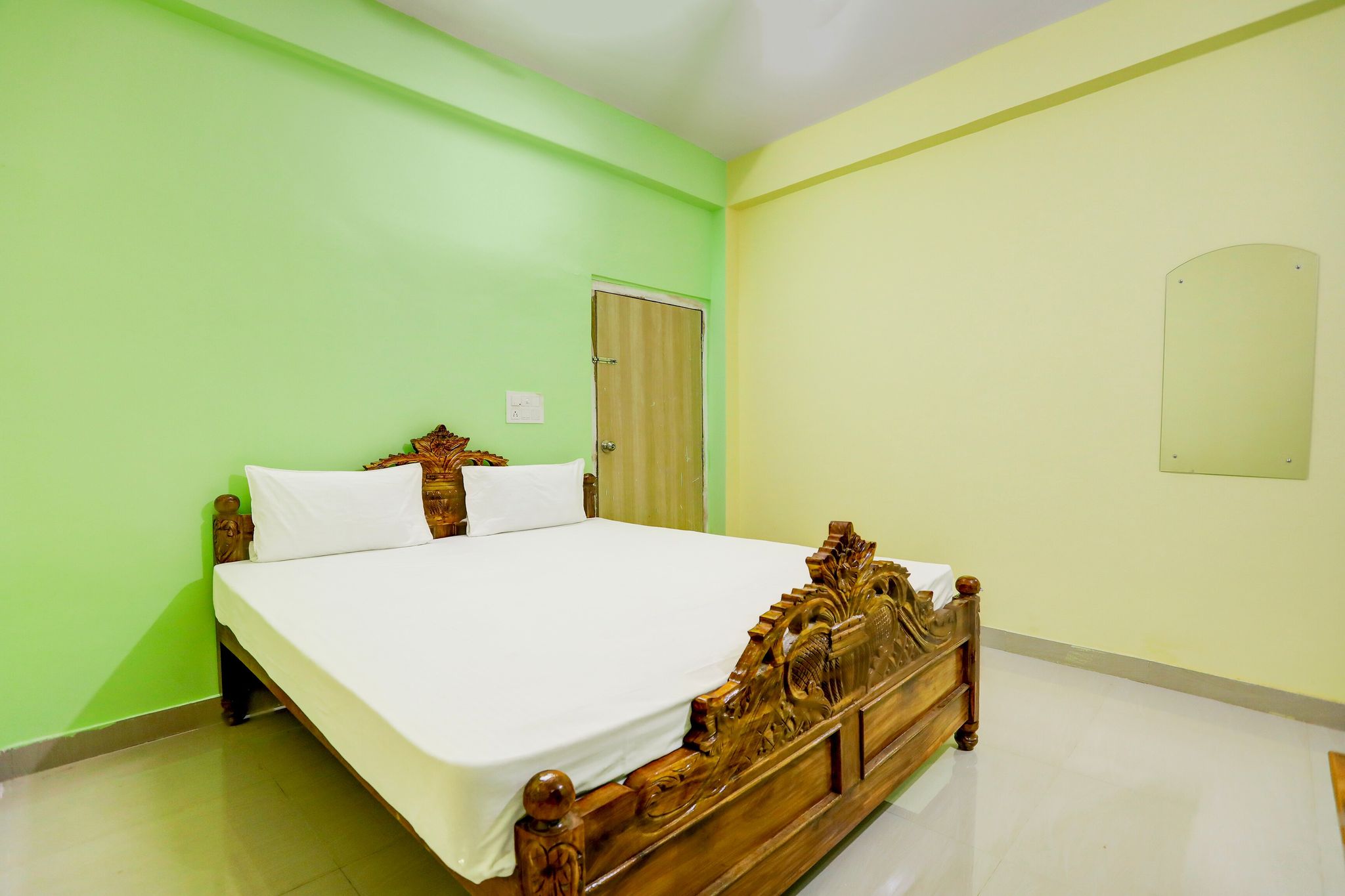 Hotel O Holiday Hotel Classic 2