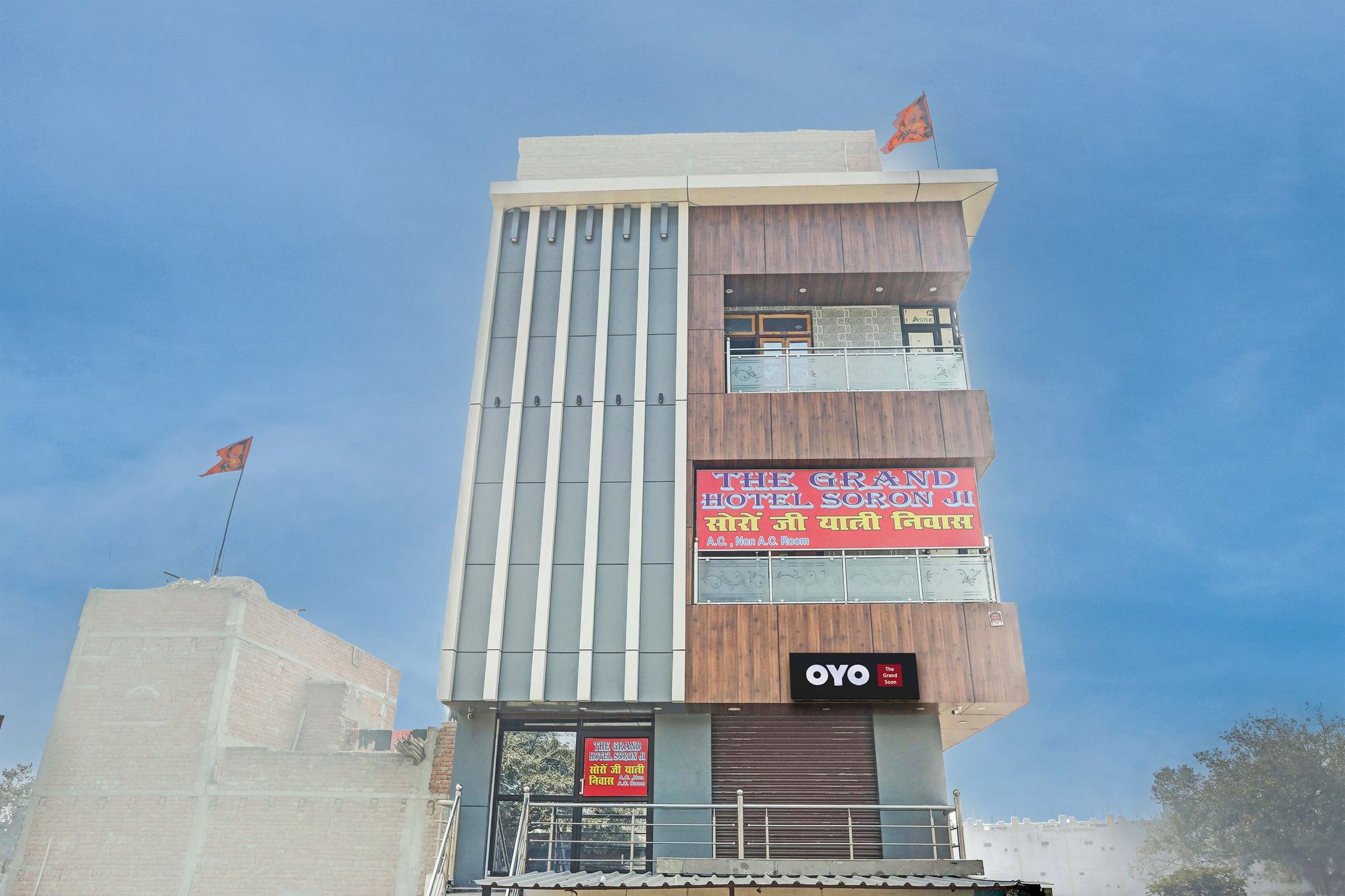 Hotel O The Grand Soron
