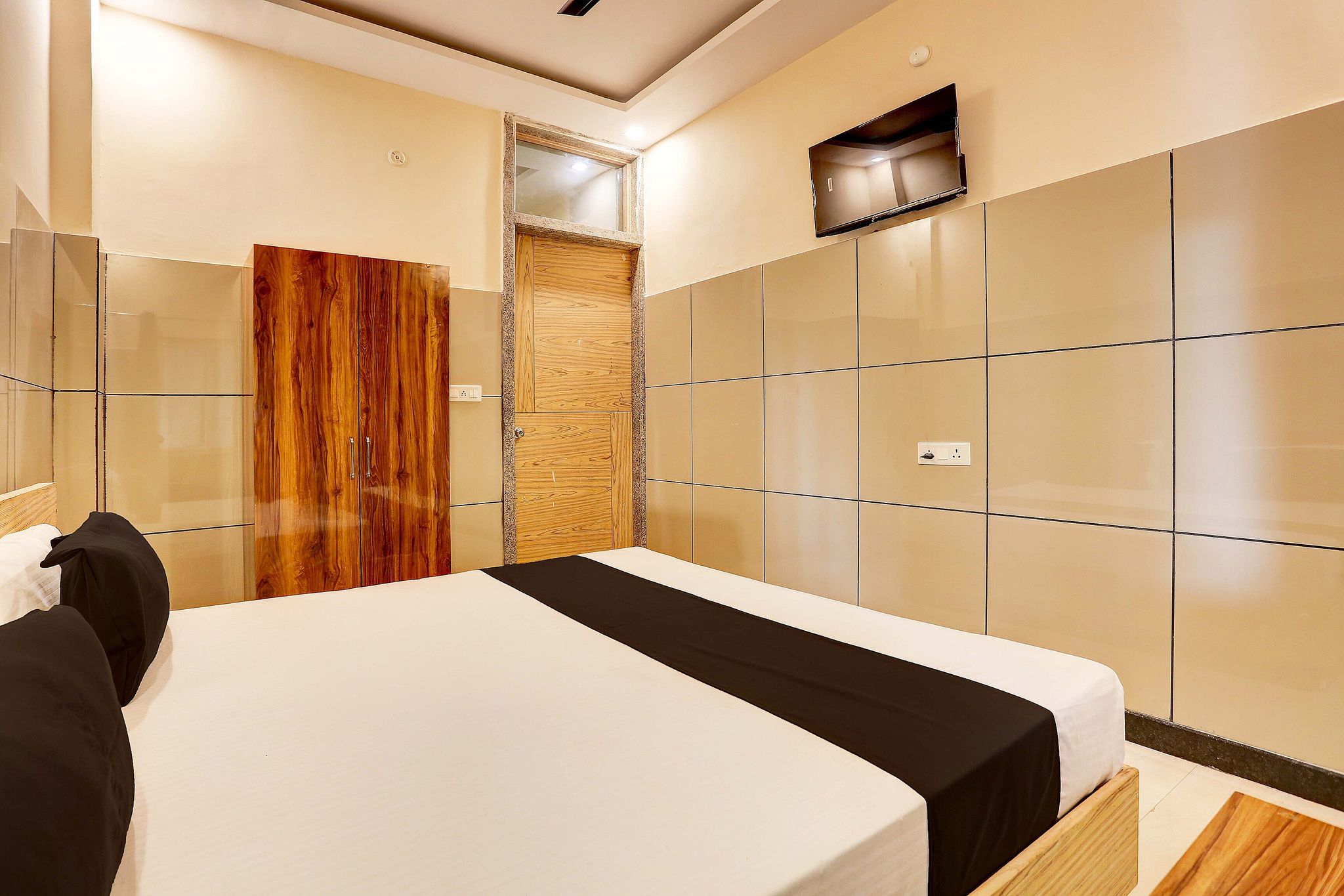 Hotel O 7 Classic 10