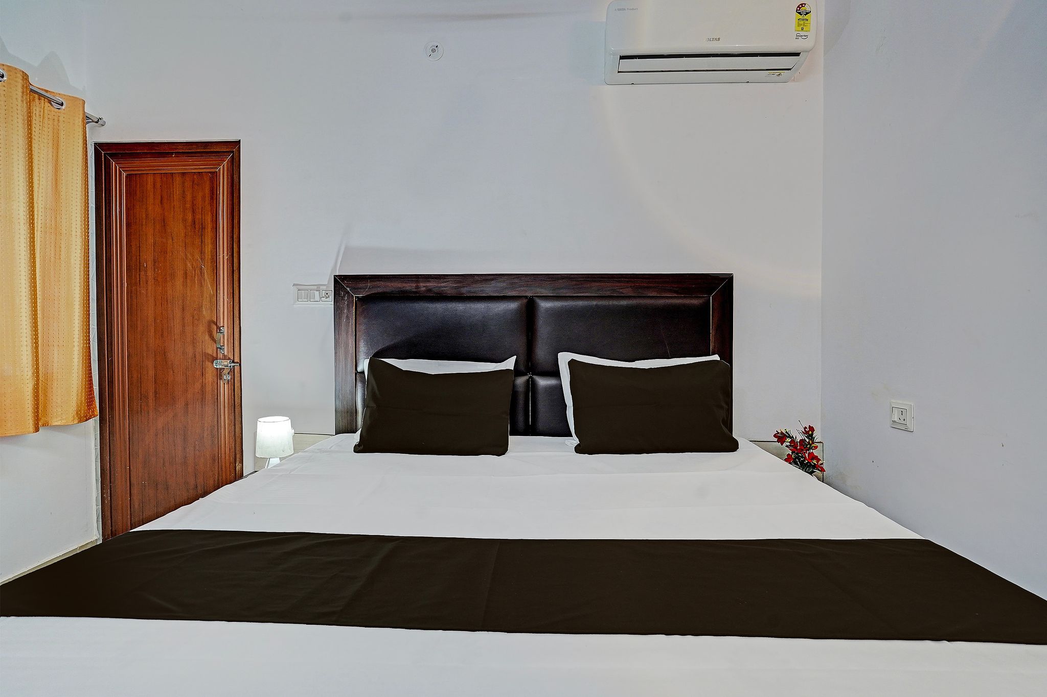 Hotel O by OYO RR Palace Classic 6