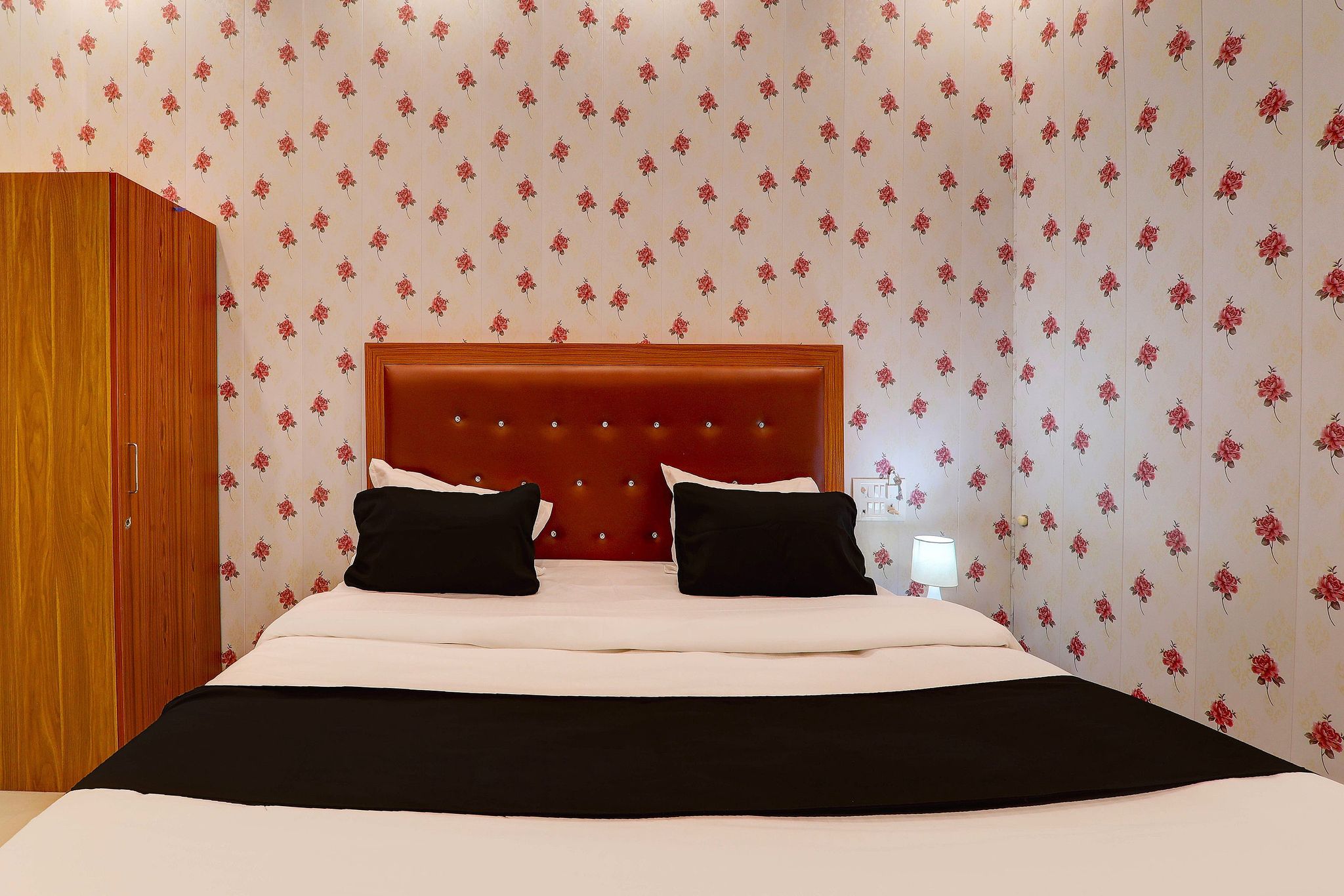 Hotel O by OYO Shobhika Inn Classic 12