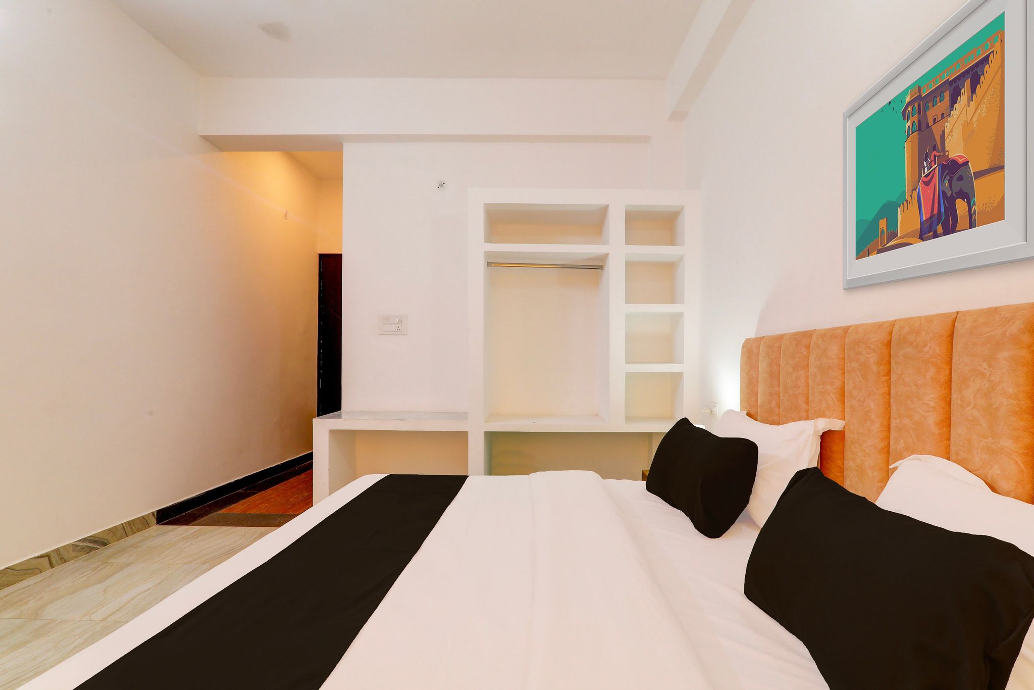 Hotel O by OYO Samar palace Classic 11