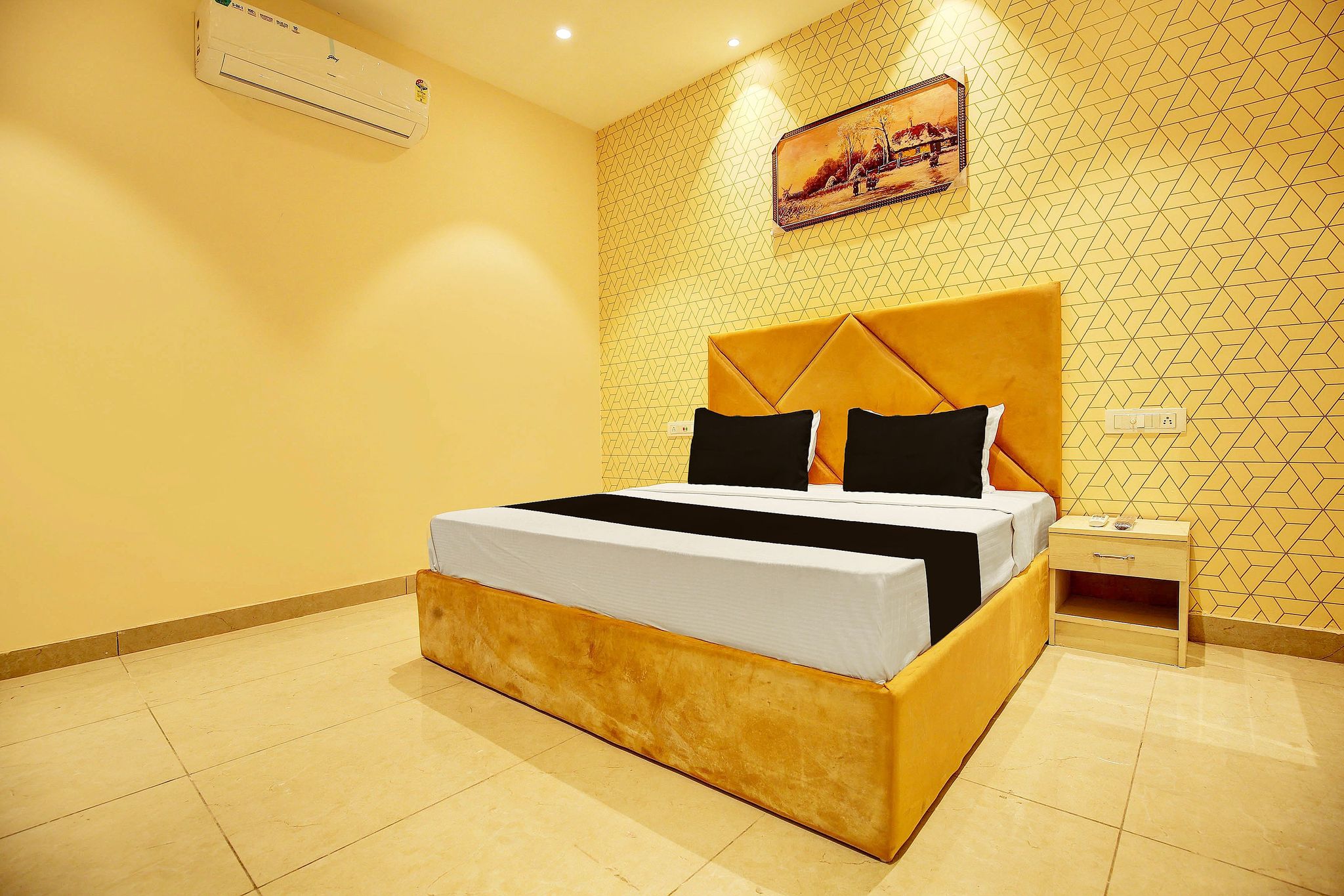 Hotel O A Galaxy Classic 4