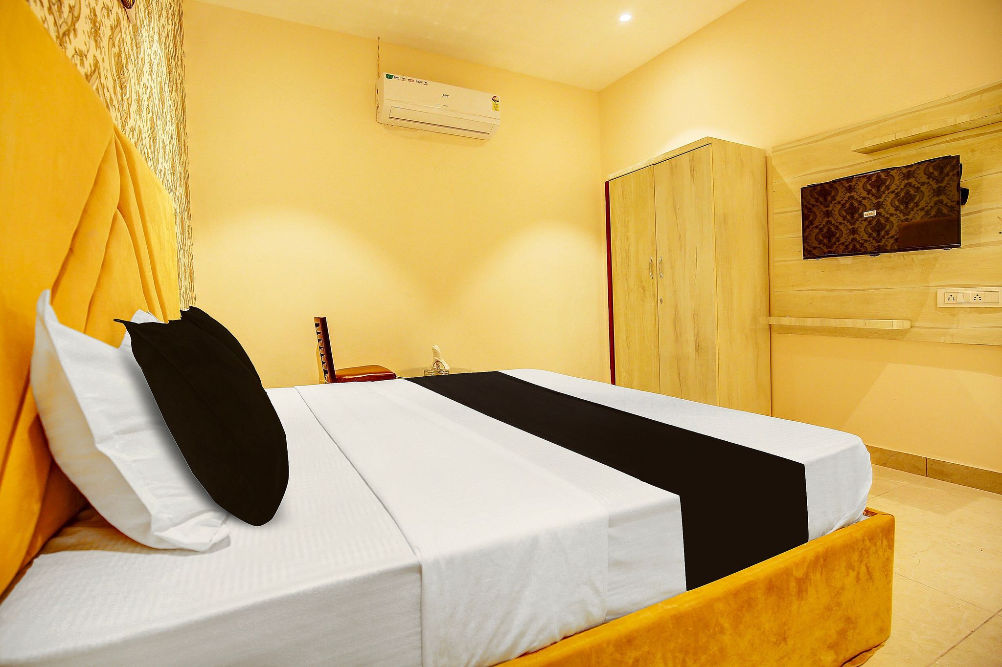 Hotel O A Galaxy Classic 6