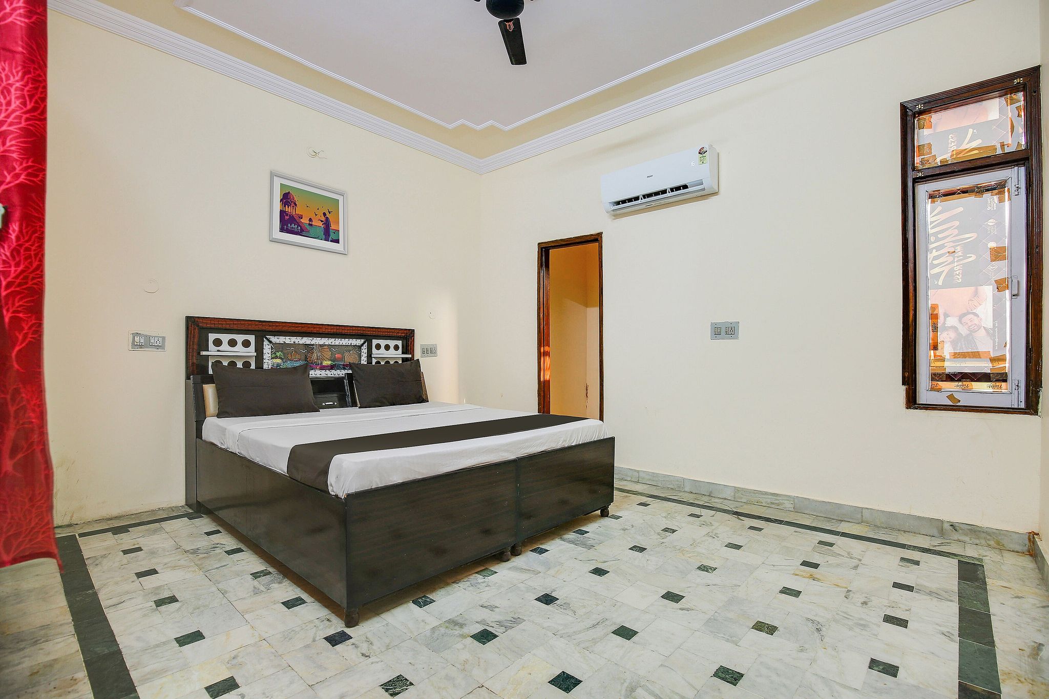 Hotel O Shehnaaz Residency Classic 16