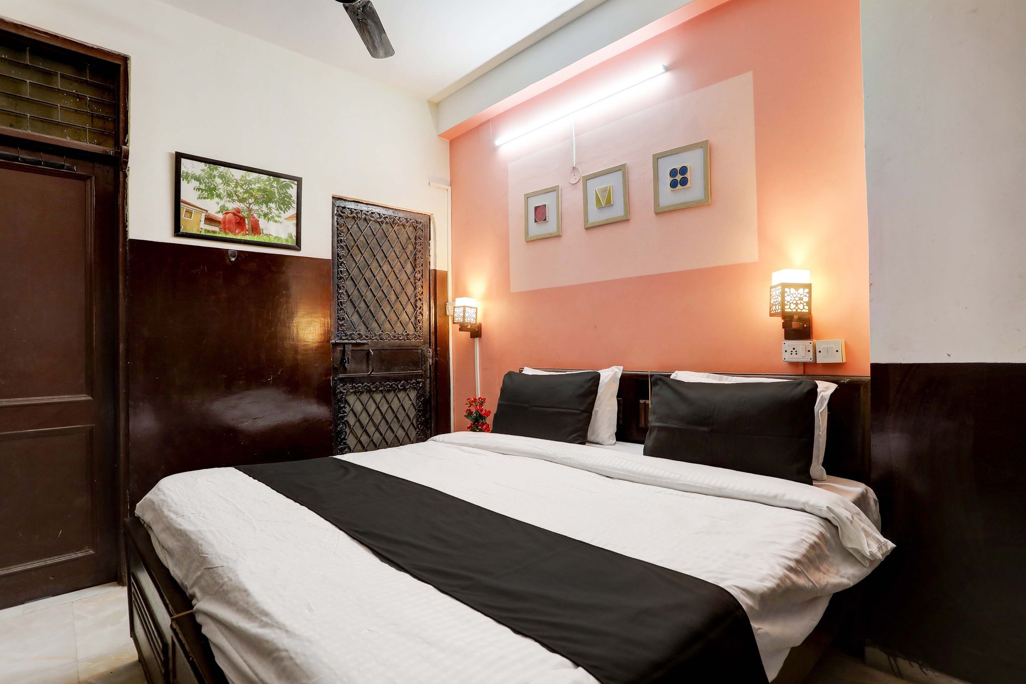 Super OYO 820080 Green Park Residency Classic 30