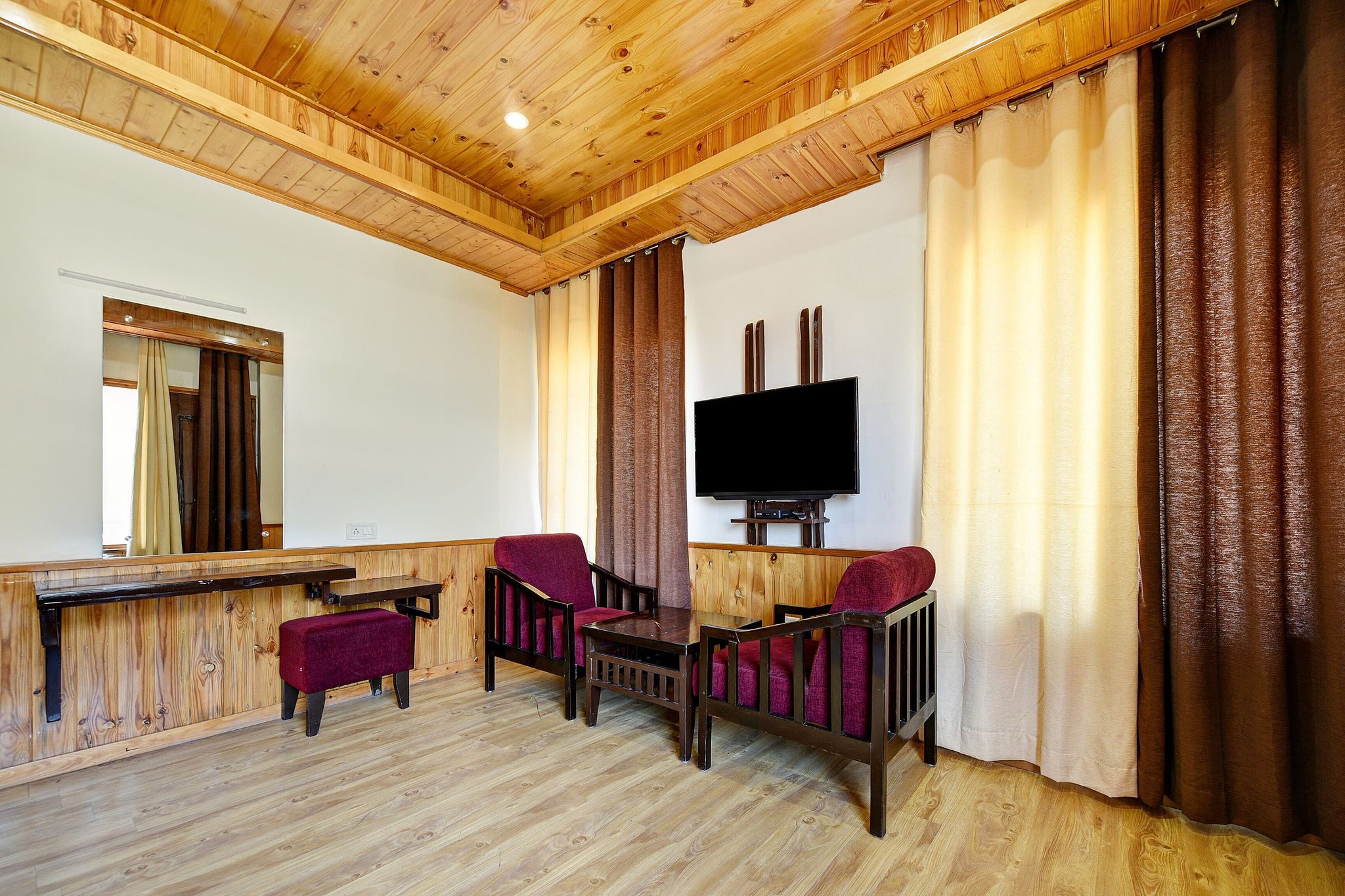 Hotel O Itm Elysian