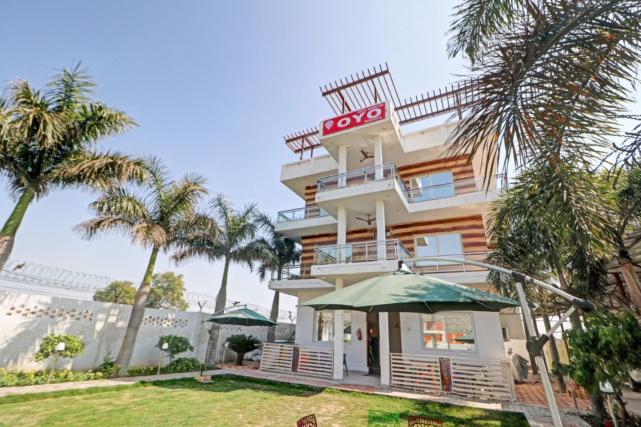 Hotel O Safari Inn