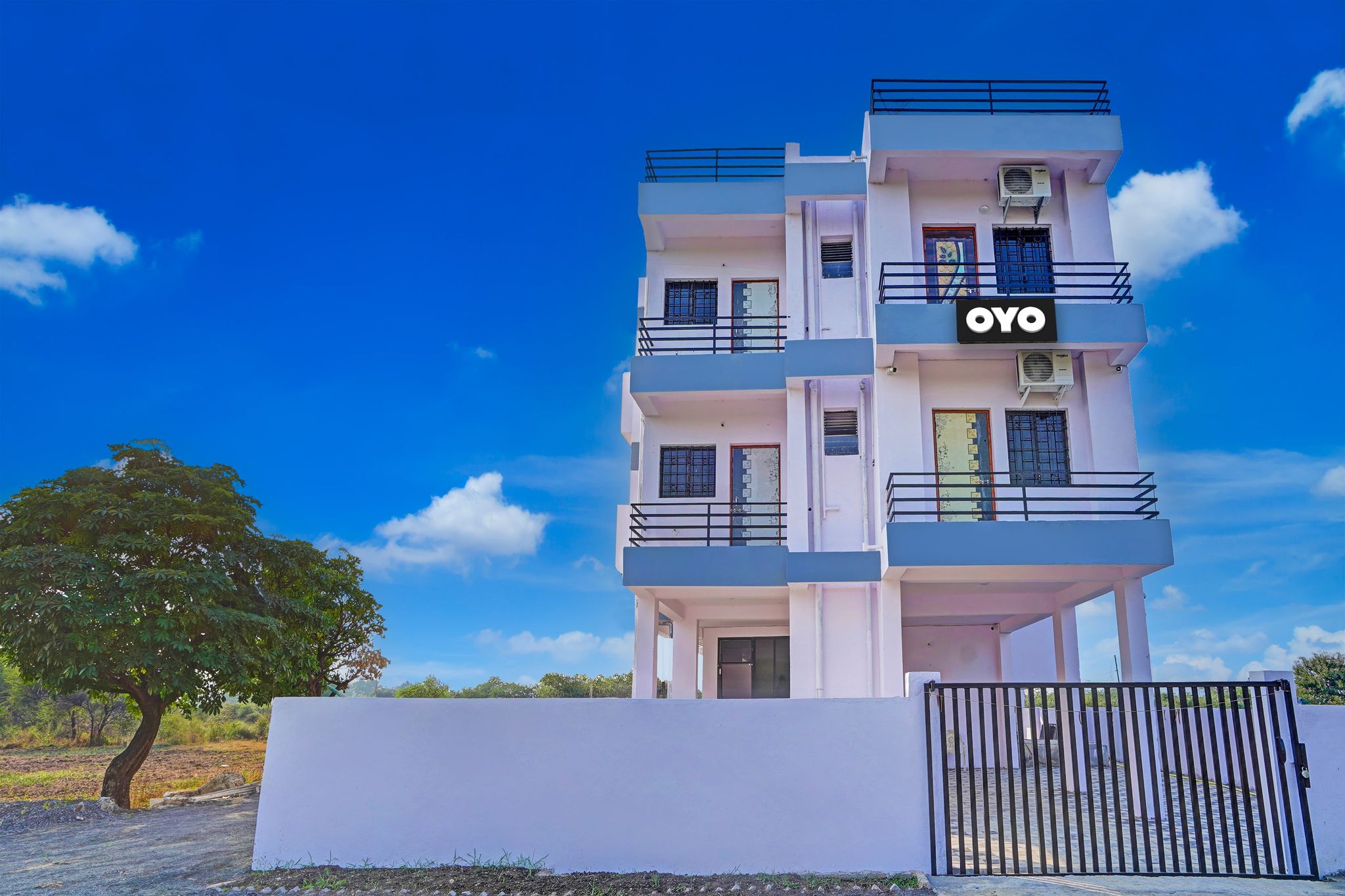 Hotel O R R