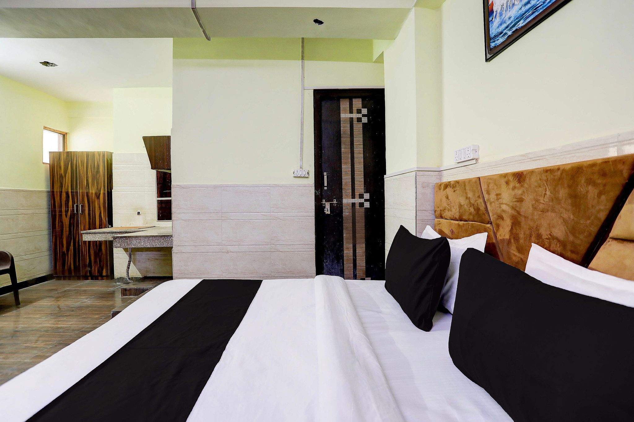 Hotel O vista 18 inn Classic 5