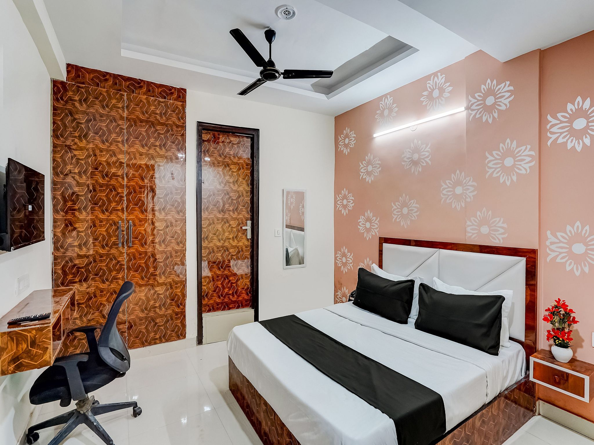 Hotel O The Moon Classic 5