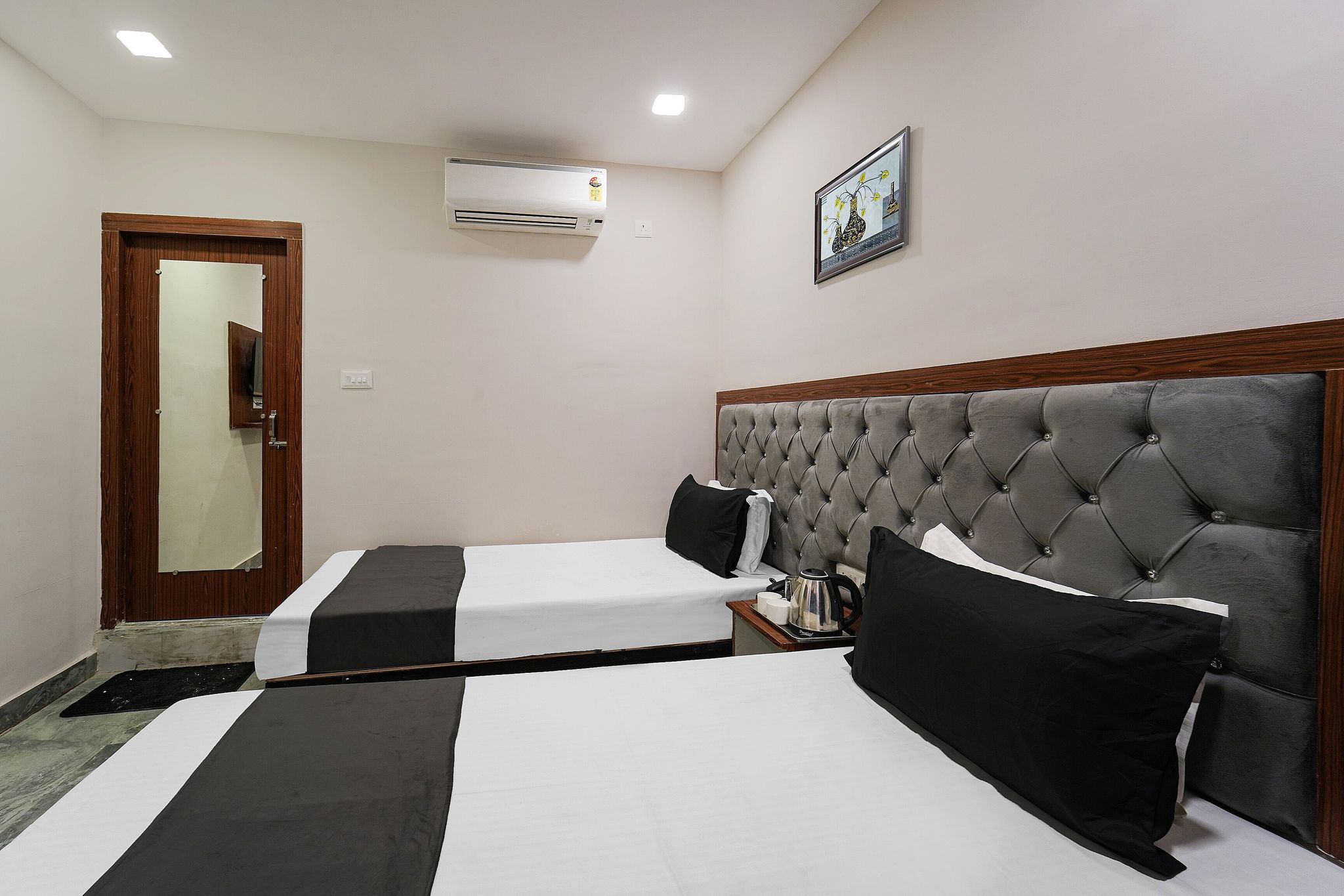 Hotel O Tristar Classic 8