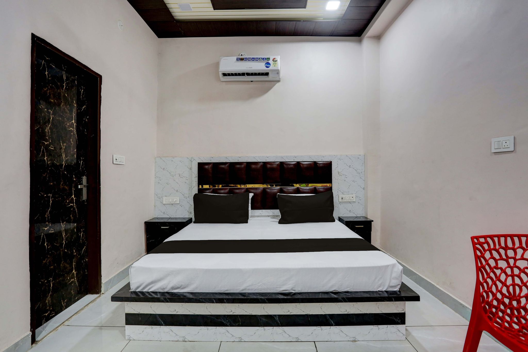 Hotel O A&S Classic 8