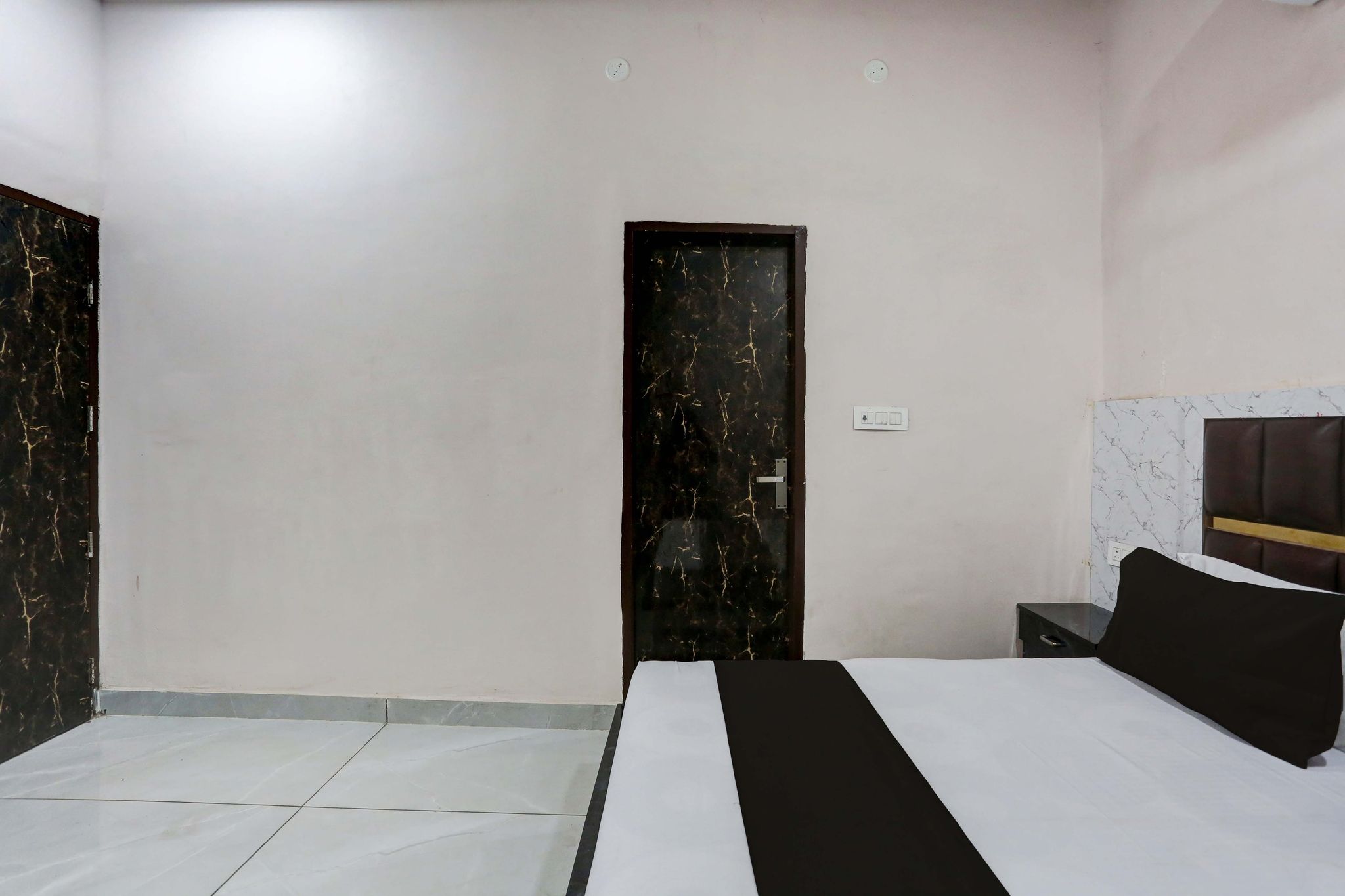 Hotel O A&S Classic 9