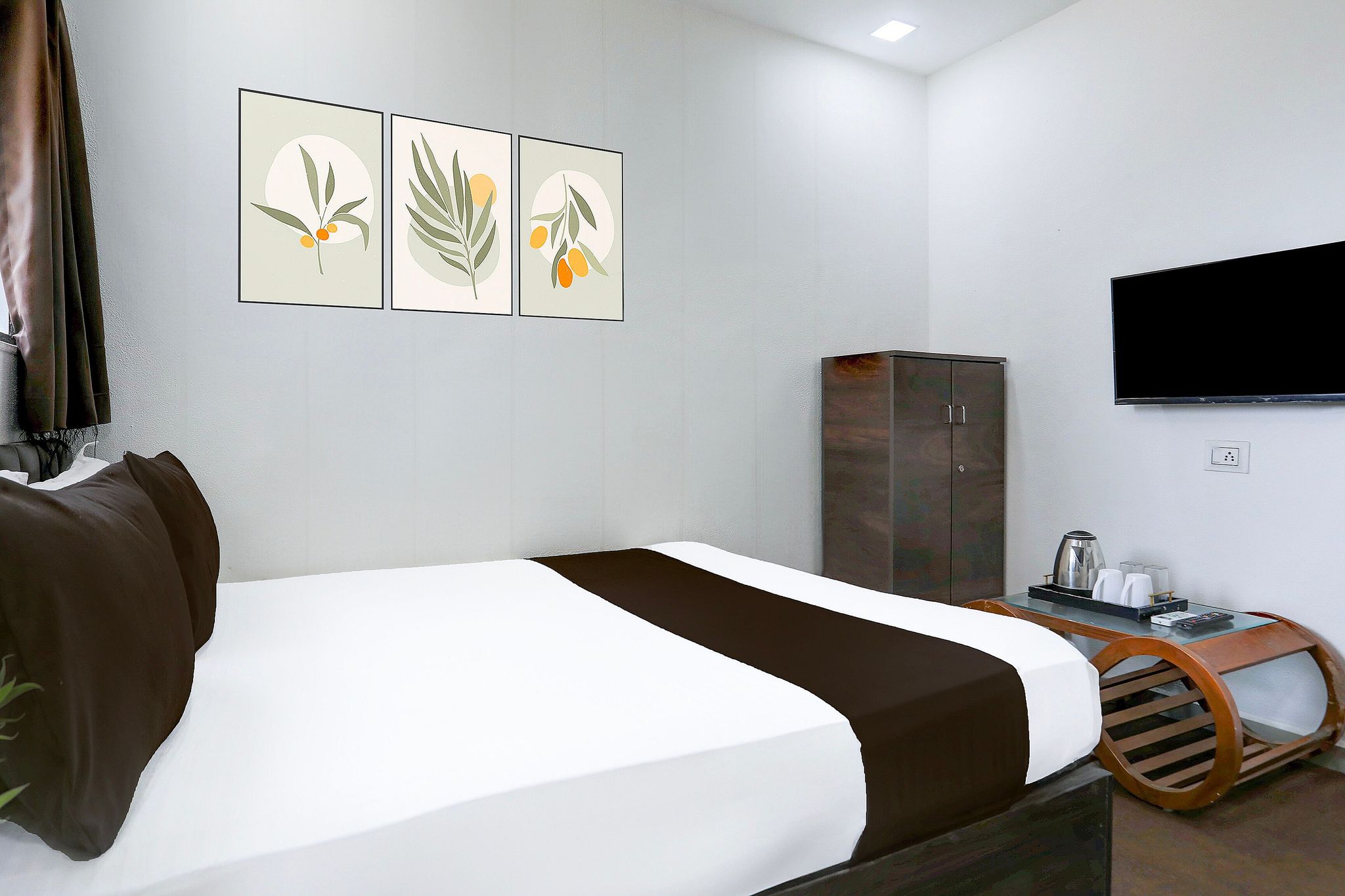 Hotel O VIP Road Formerly Hotel Lotus Classic 10