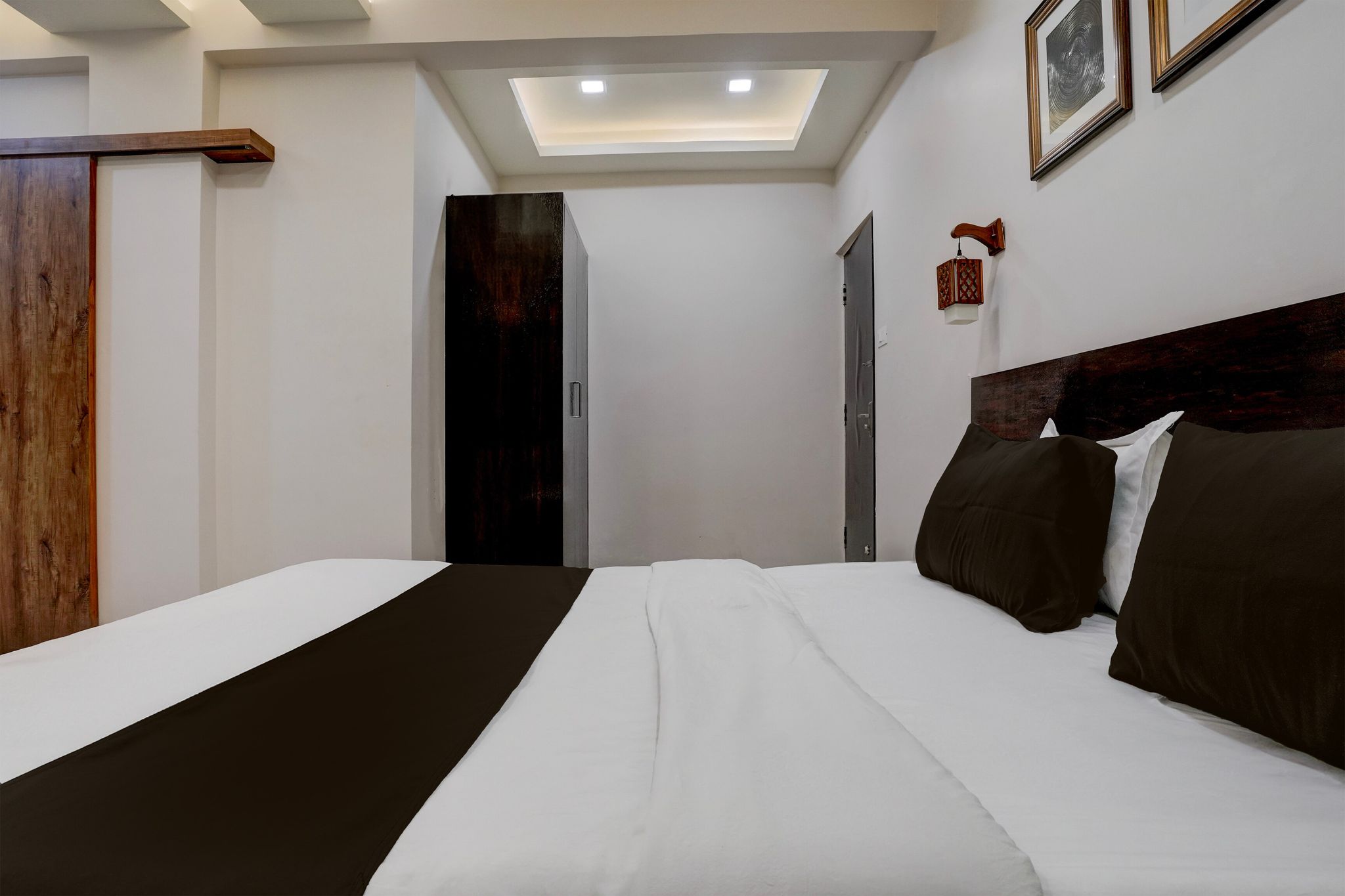 Hotel O DH Classic 10