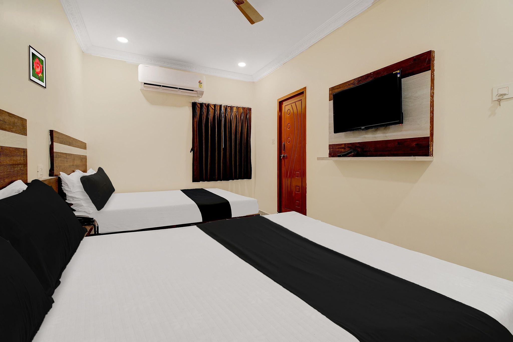 Hotel O Leela Elite Classic 5