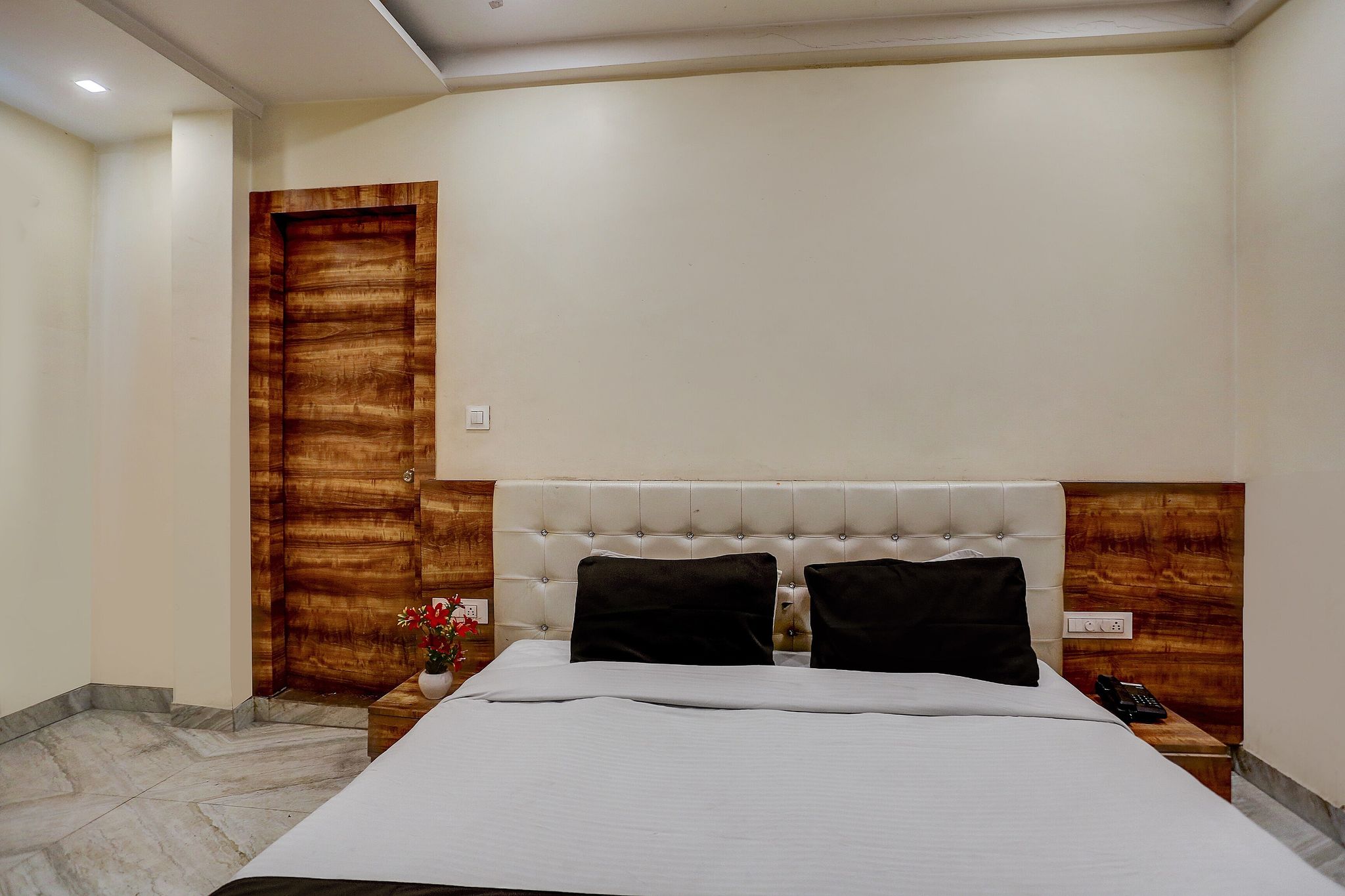 SPOT ON Sai P Guest House Classic 10
