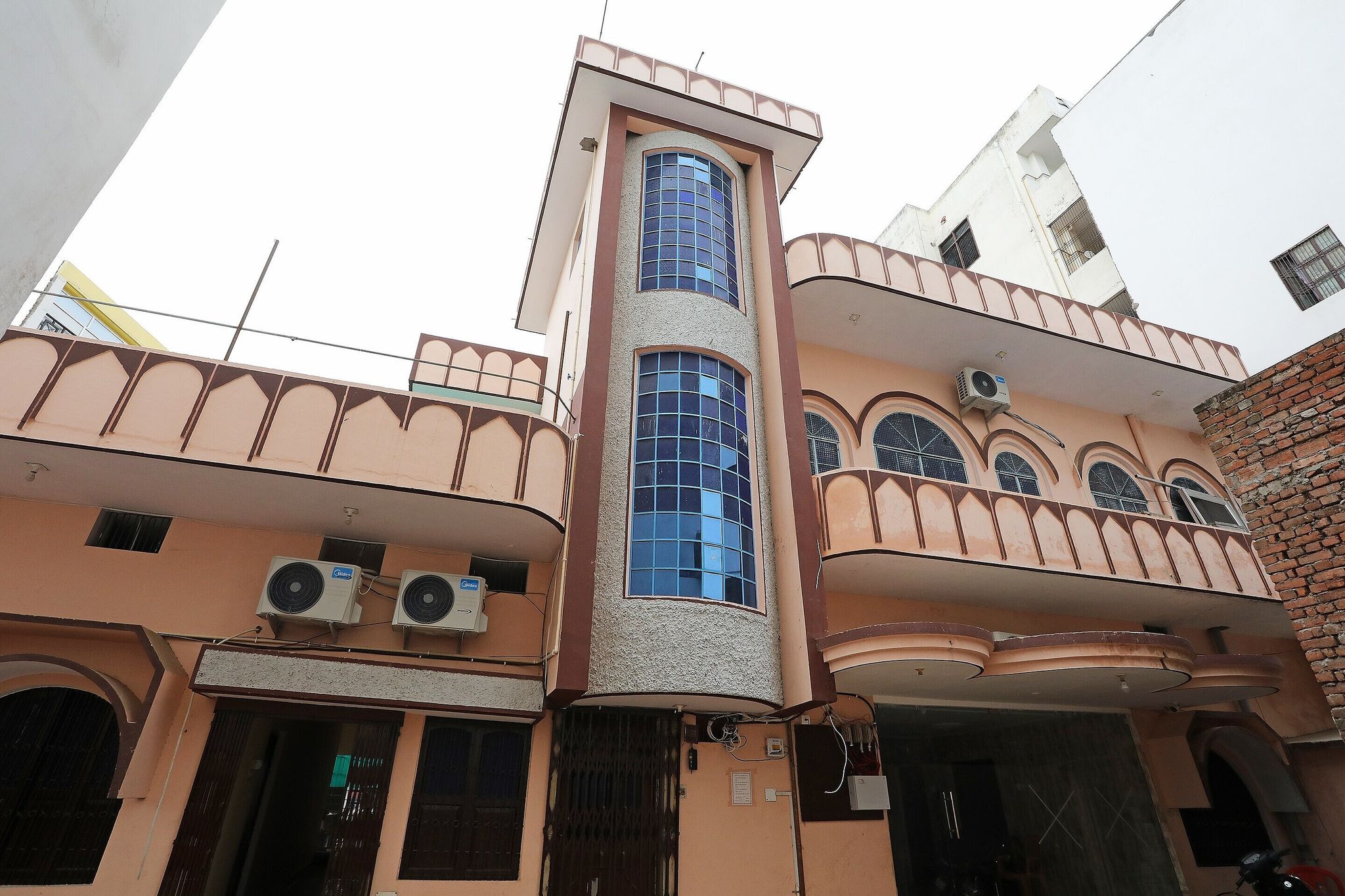 Collection O Sandhya Guest House