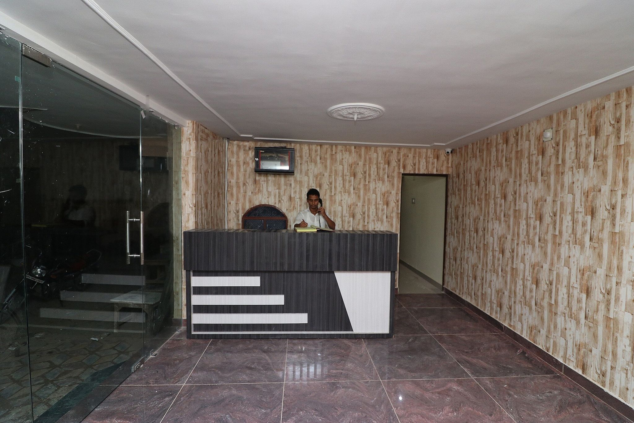 Collection O Sandhya Guest House