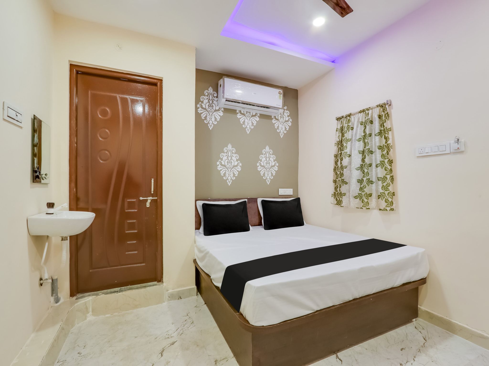 Hotel O by OYO BSS INNS Classic 15