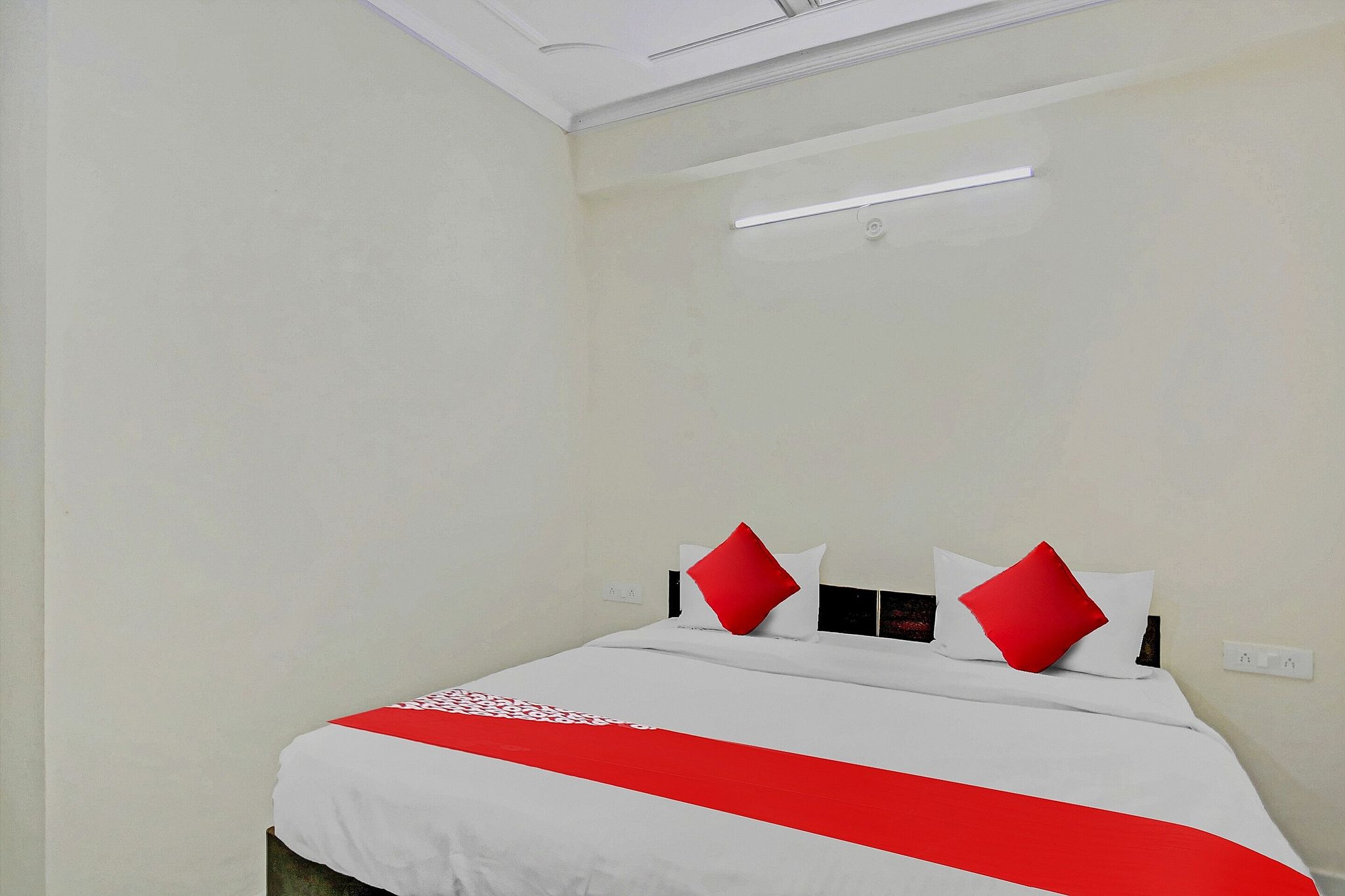 Hotel O Jannat Near Pvr Ansal Plaza Greater Noida Classic 5