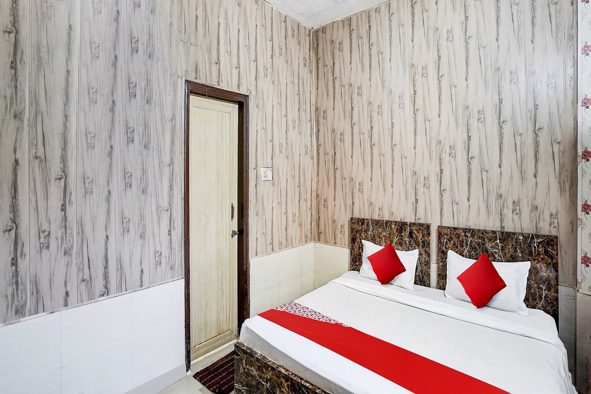 Hotel O Jannat Near Pvr Ansal Plaza Greater Noida Classic 8