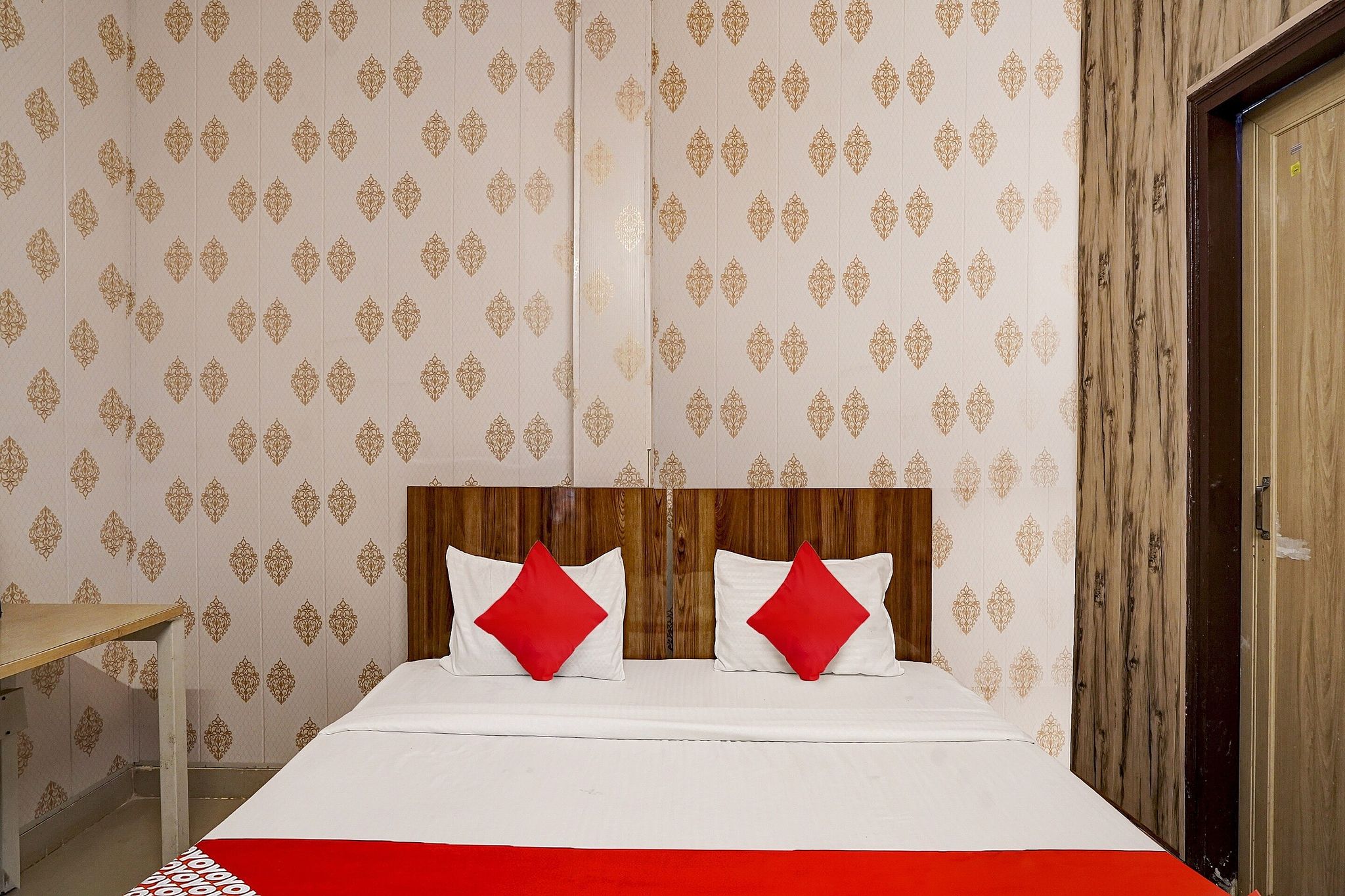 Hotel O Jannat Near Pvr Ansal Plaza Greater Noida Classic 6